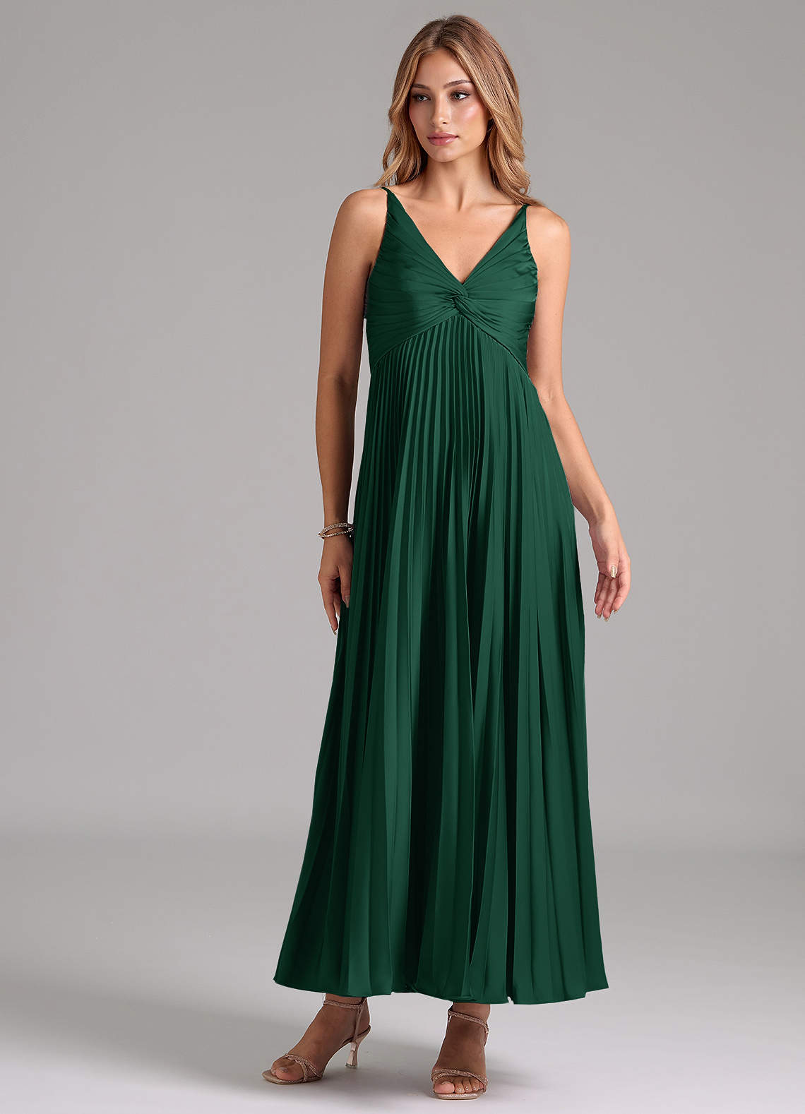 Azazie Raychelle Abiti da Damigella Abito A-Line in Raso Elasticizzato Plissettato Verde Scuro image1