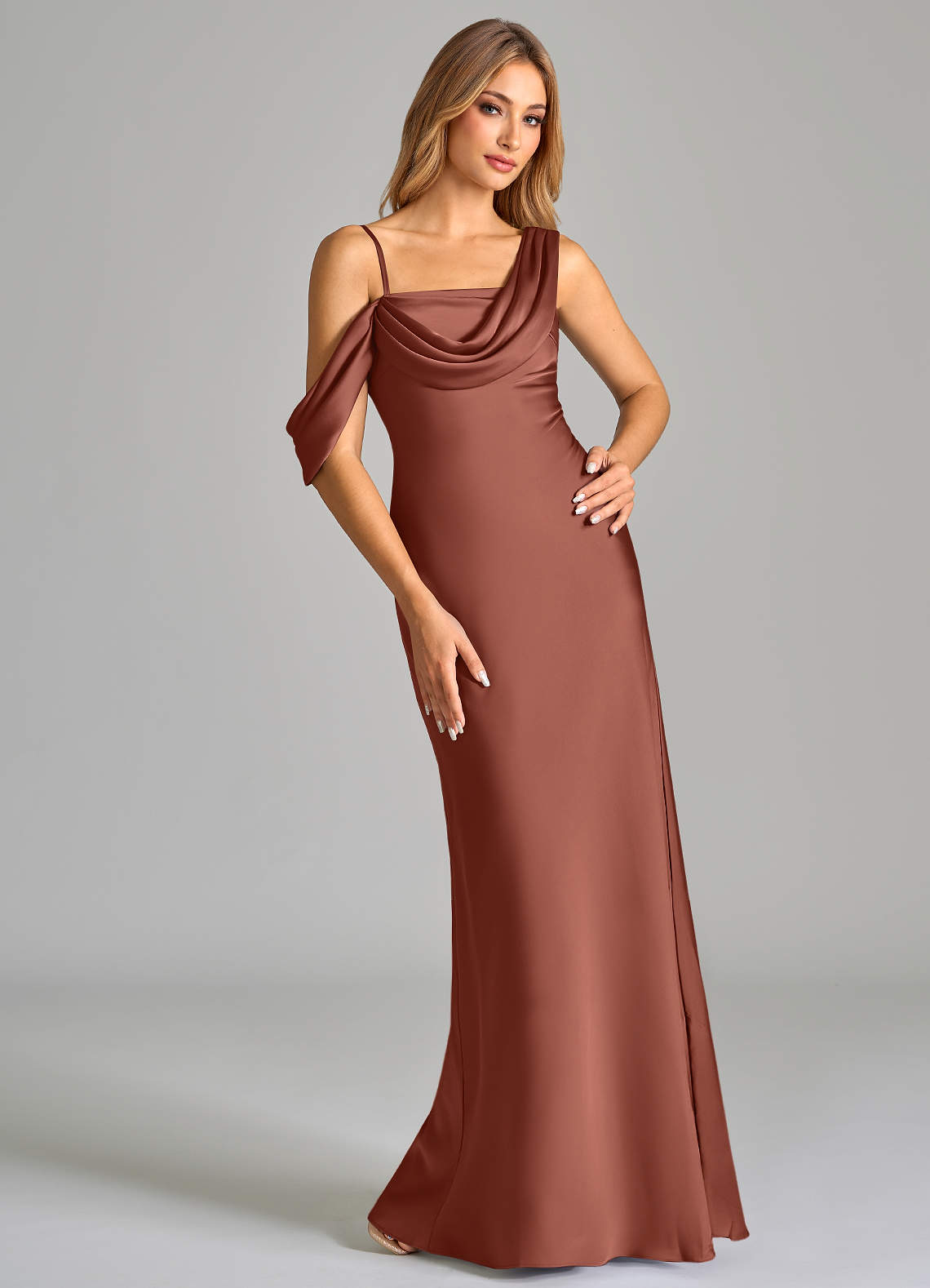 Azazie Celina Brautjungfernkleider Etui Schulterfrei Stretch-Satin Kleid Rotbraun image1