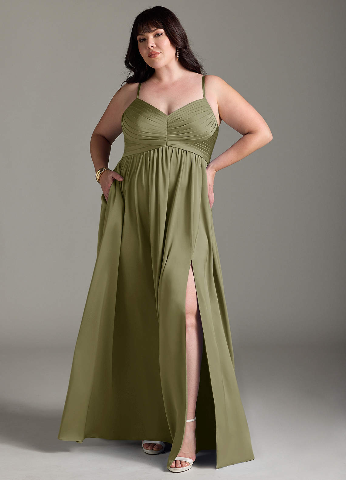Azazie Alia Vestidos de damas de honor Vestido de Pistacho de Satén Elástico de Corte en A con Plisado image1