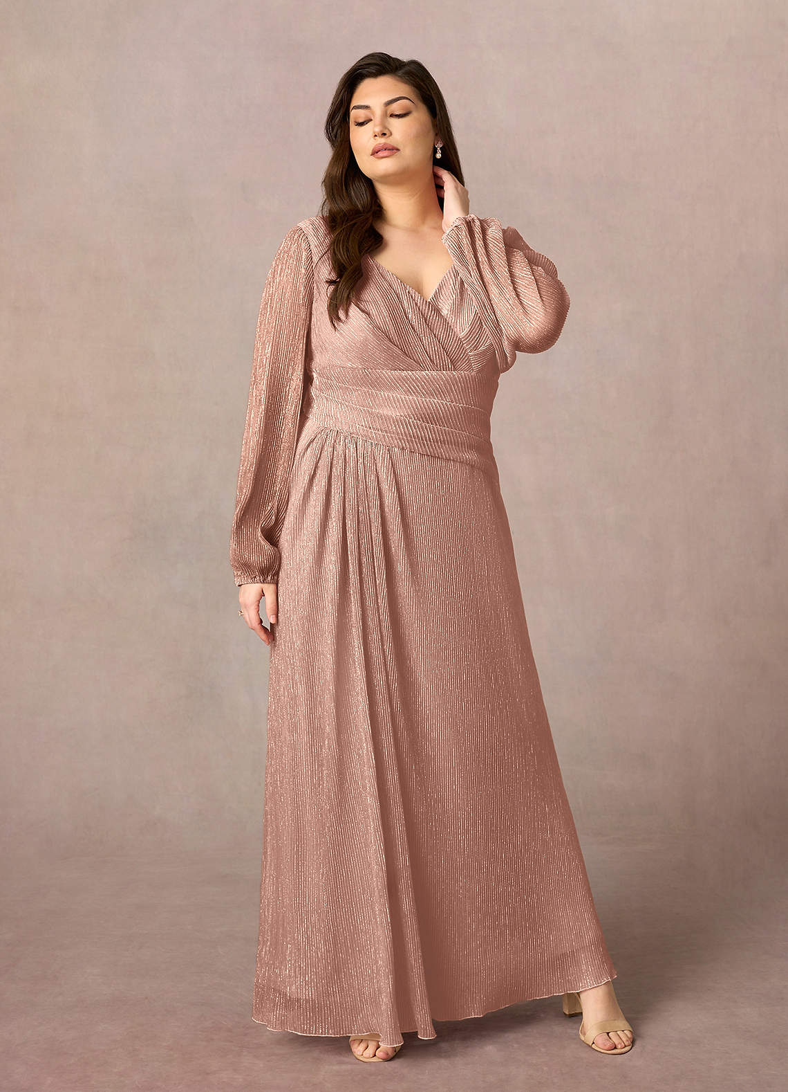 Upstudio Winslow At-home Try On Dresses Rose Gold A-Line V-Neck Pleated Metallic Mesh Dress image7