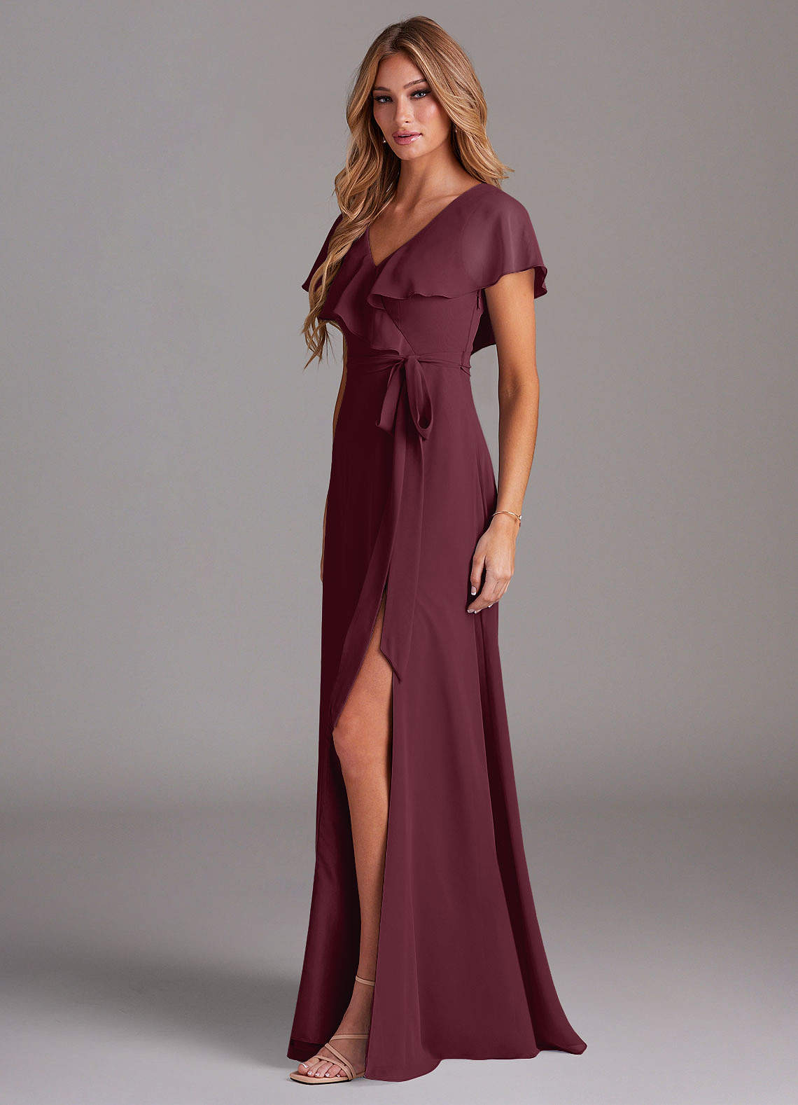 cabernet maxi dress Cabernet Bridesmaids Dresses Halter A-Line Sleeveless Floor Length Chiffon Bridesmaid Dresses with Slit