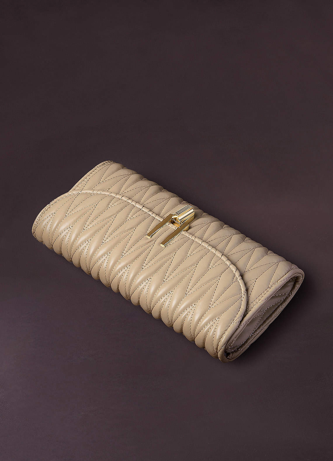 Azazie Women's Casual Acrylic Bag