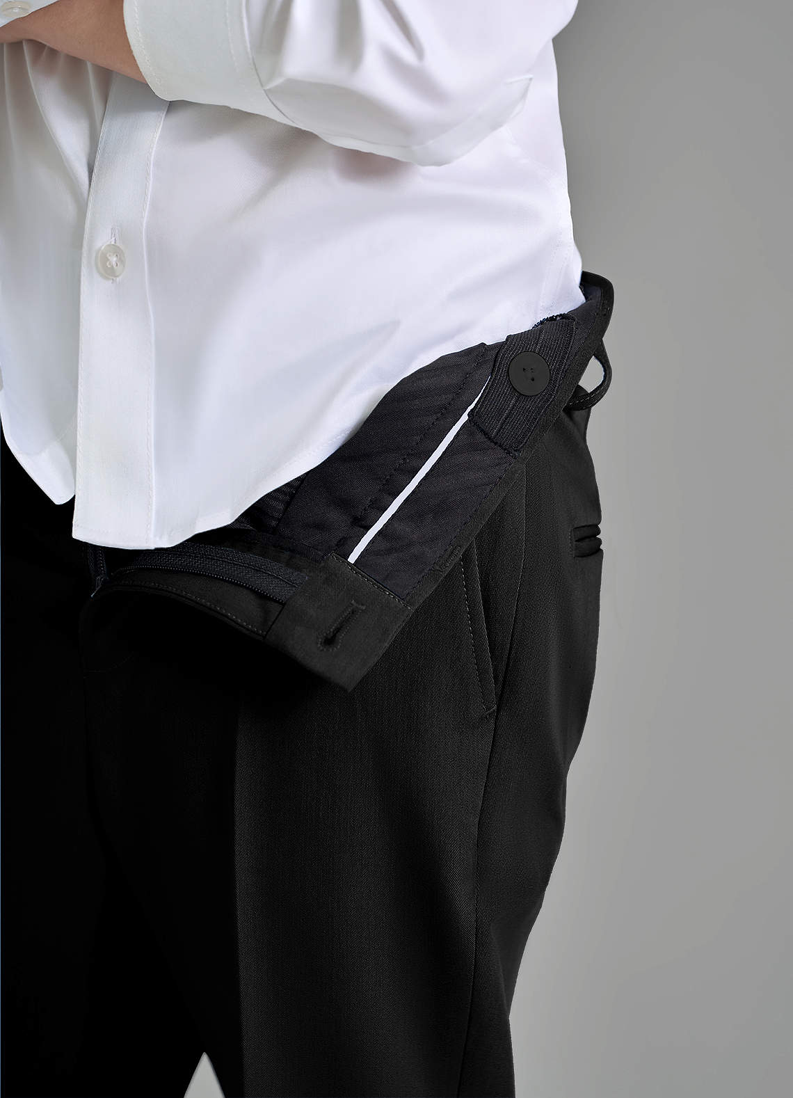 front Oliver Boys Black 2-Piece Suit