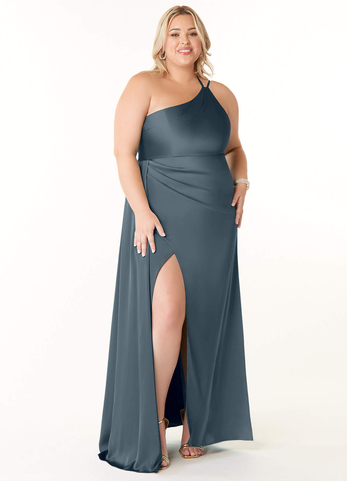 clearance plus size bridesmaid dresses Azazie Maron Ready to Ship Twilight Stretch Satin Colour Family: undefined Beautifully designed with a Size:3 Years Zapaka Women Champagne Midi