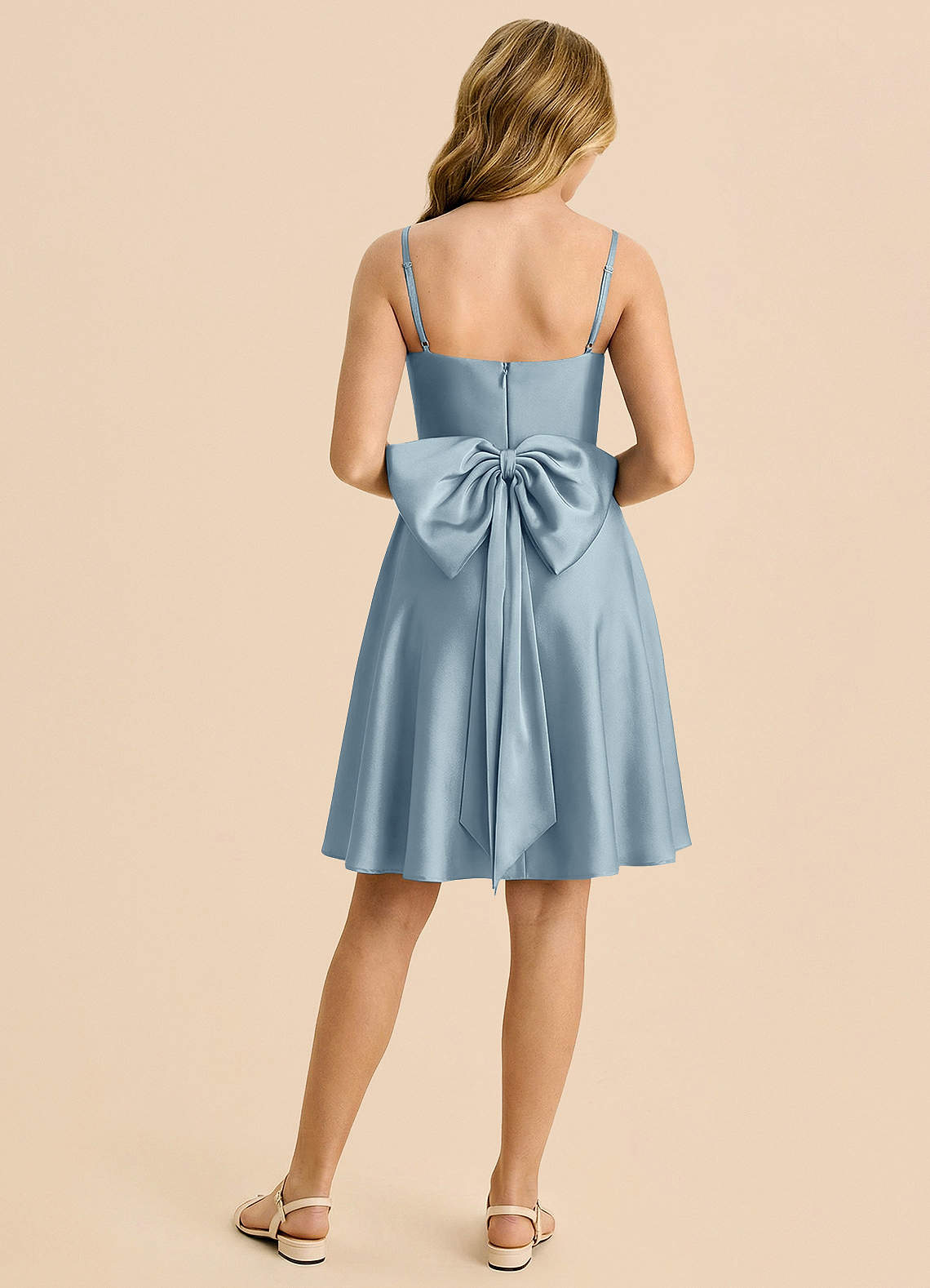 Azazie Bear Junior Vestido Azul Empoeirado de Cetim elástico de Linha A com Decote em coração image1