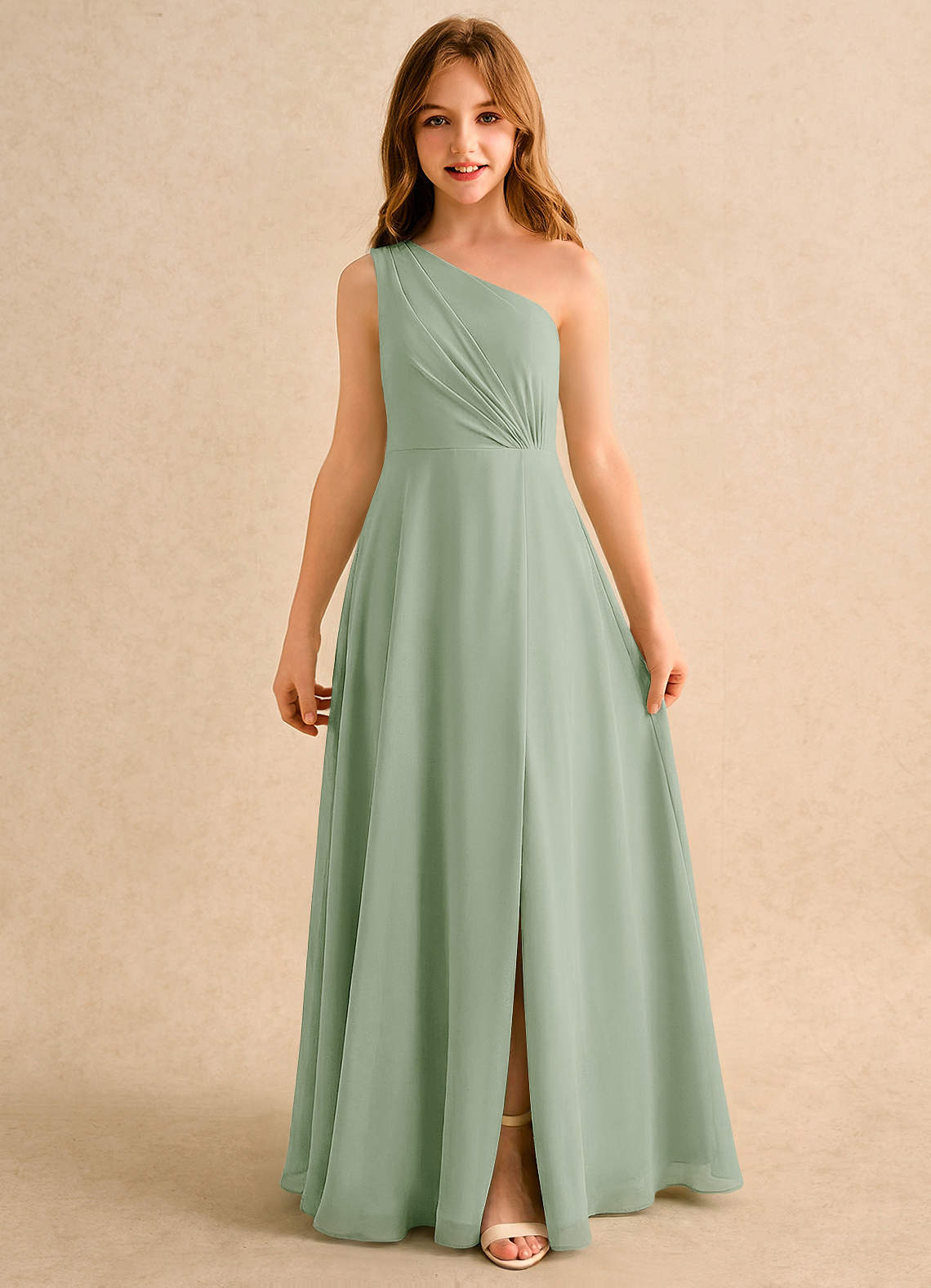 Azazie Puddles Girls Formal Vestidos de florista Vestido Dusty Sage de Chiffon de Linha A com Um ombro image5