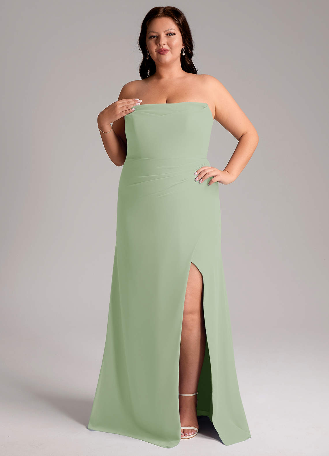 Azazie Leonis Vestidos de madrinha de casamento Vestido Dusty Sage de Chiffon de Bainha com Sem alças image11