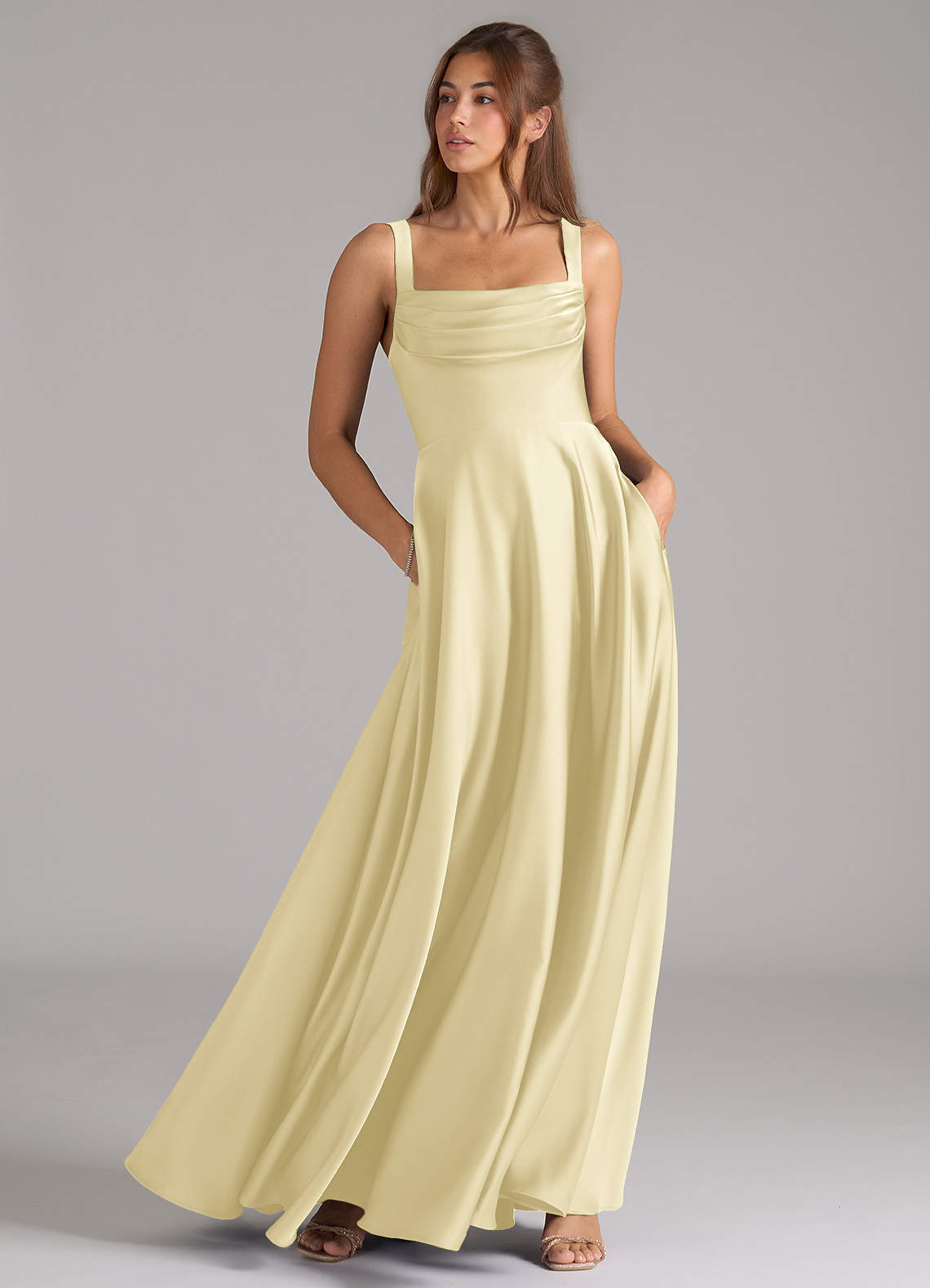 Azazie Shaude Robes de demoiselle d'honneur Robe Trapèze en Satin extensible Plissée Sorbet Citron image2