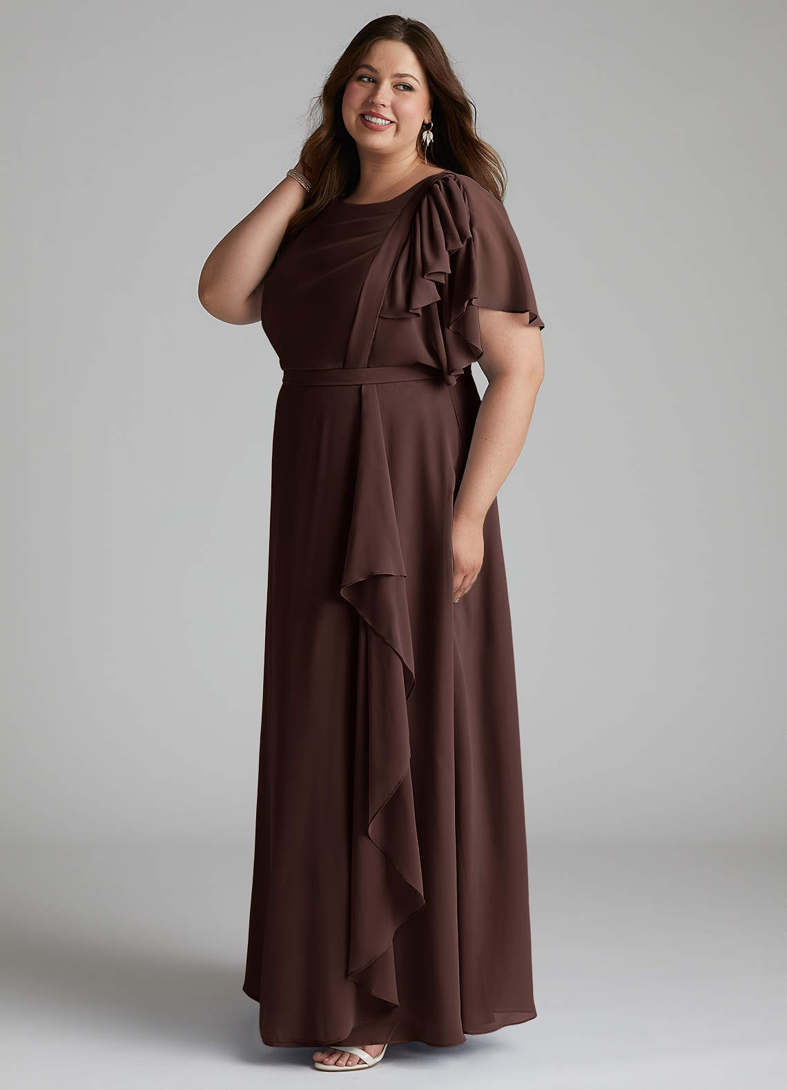 Azazie Aaliyah Bescheiden Bruidsmeisjekleding A-Lijn Bocht Gevouwen Chiffon Vloerlengte Jurk image6