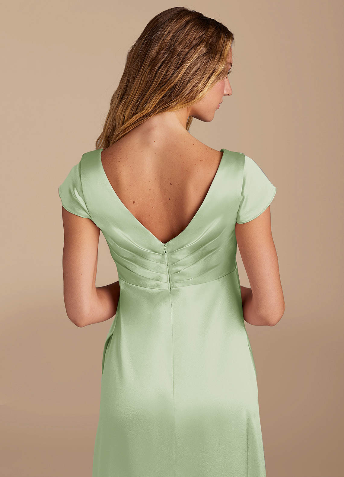 Azazie Allessia Vestidos de dama de honra para maternidade Vestir Linha A Comprimento do chão Cetim Metálico image5