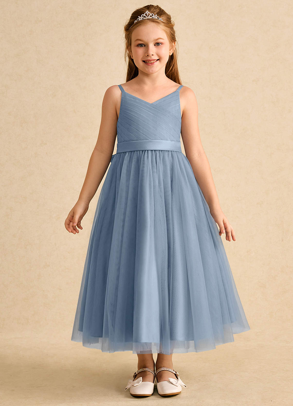 Azazie Patootie vestidos de niña de las flores Vestido de Azul Polvoriento de Tul de Corte En A con Tirante Espagueti image1