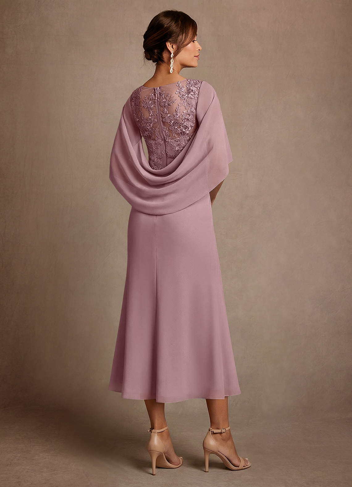 Azazie Forums Mère de la mariée Robes Robe Trapèze en Dentelle Rose Poussiéreuse image1