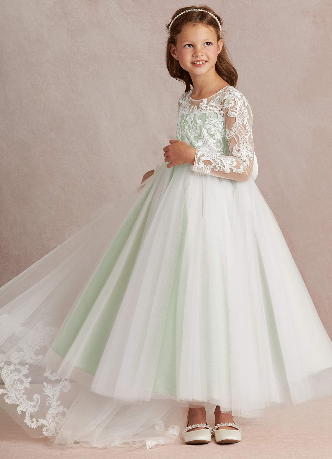 Azazie Elodie Robe Demoiselle D'honneur Fillette Robe Princesse en Dentelle Ivoire Sauge Poussiéreuse image4