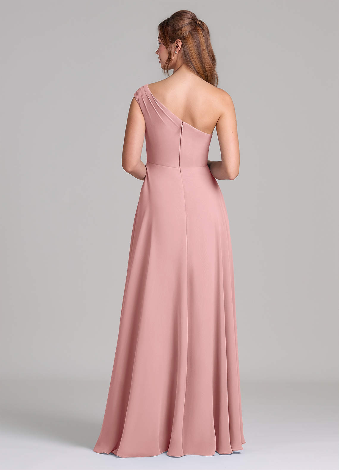 Azazie Melanie Robes de demoiselle d'honneur Robe Trapèze en Mousseline de soie Épaule décolletée Rose Poussiéreuse image5