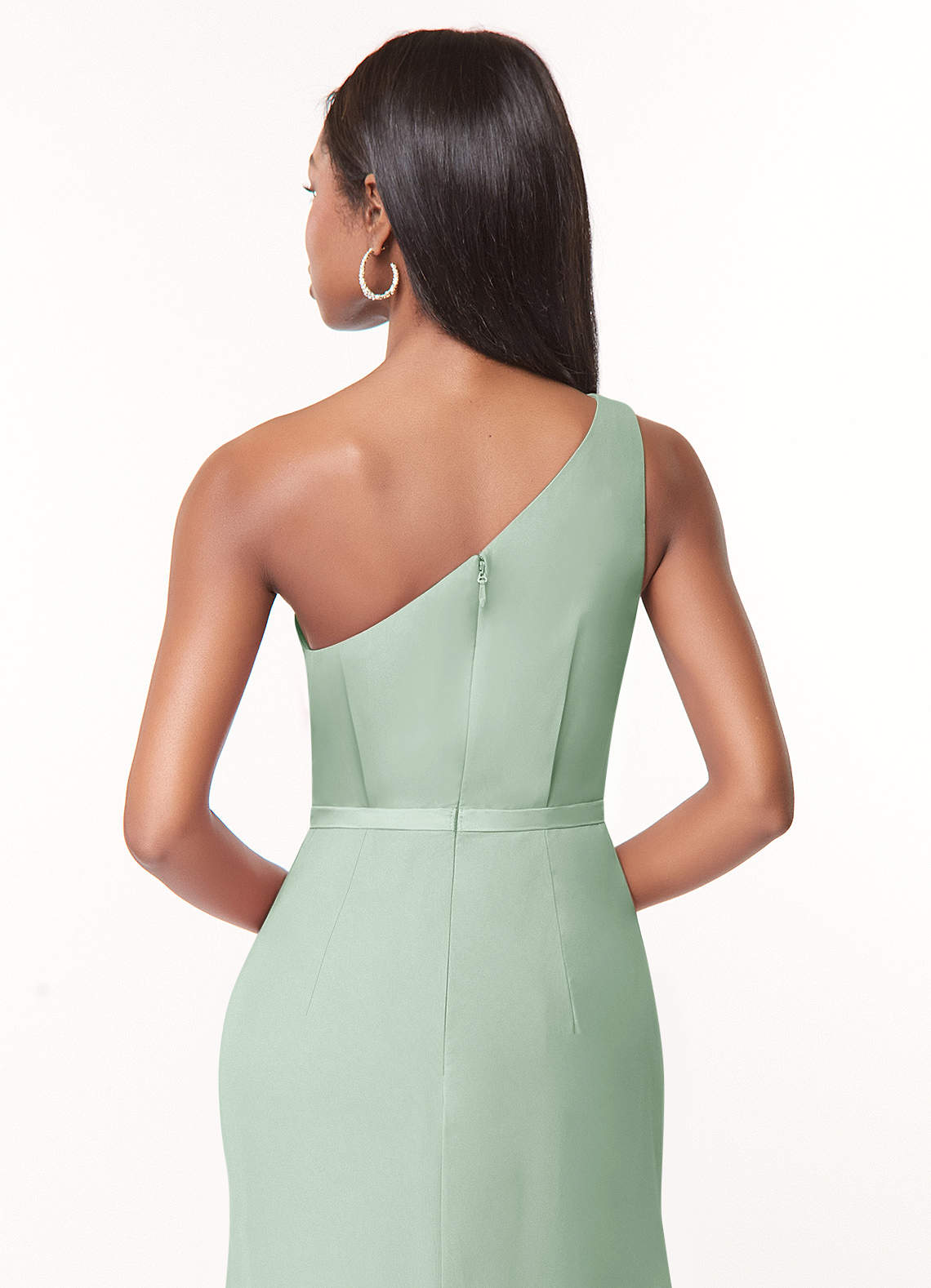 Azazie Liza Robes de demoiselle d'honneur Robe Sirène en Mousseline de soie Une épaule Agave image2