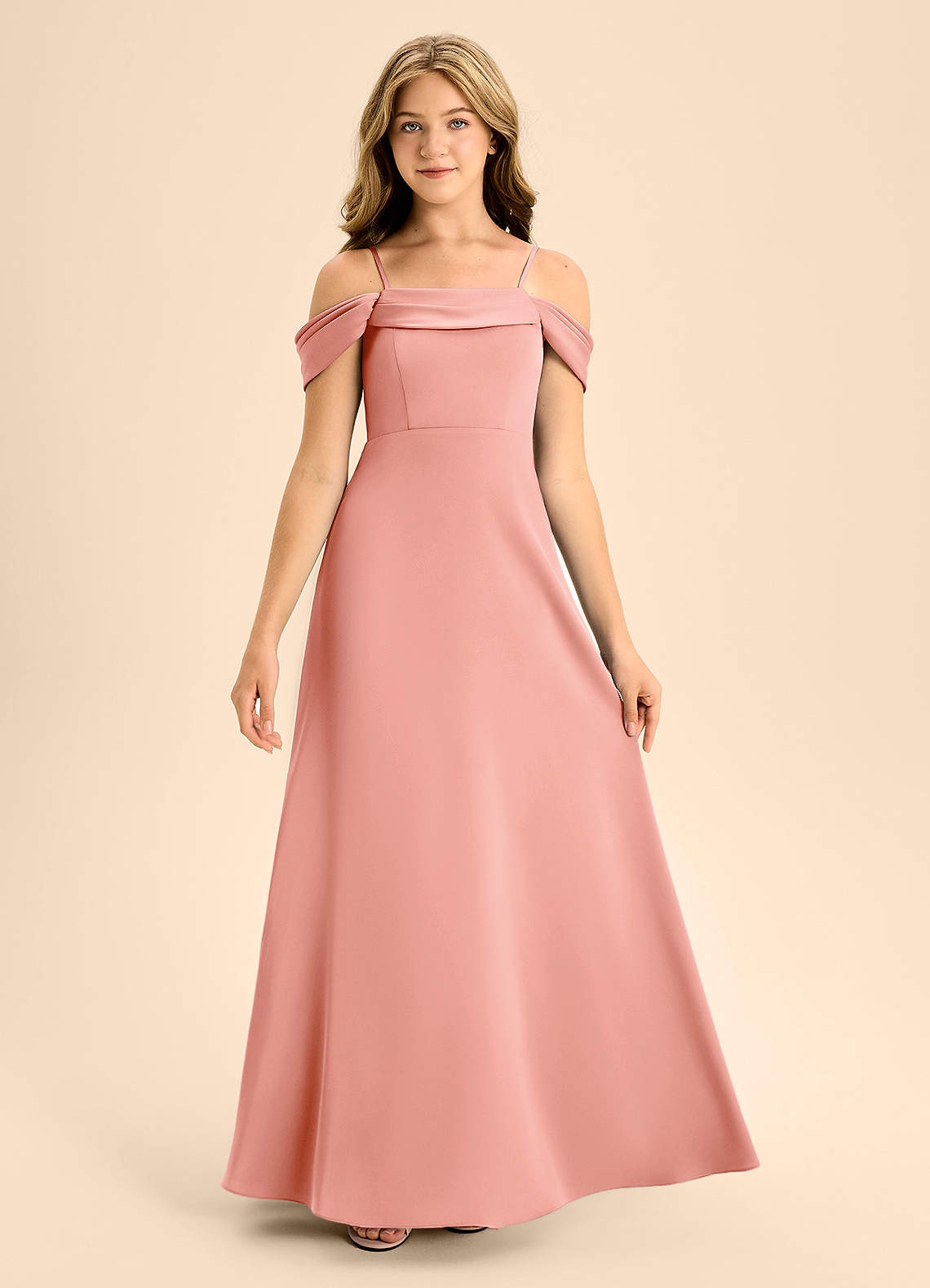 Azazie Anselie Junior Vestido Coral de Cetim elástico de Linha A com Fora do ombro image6