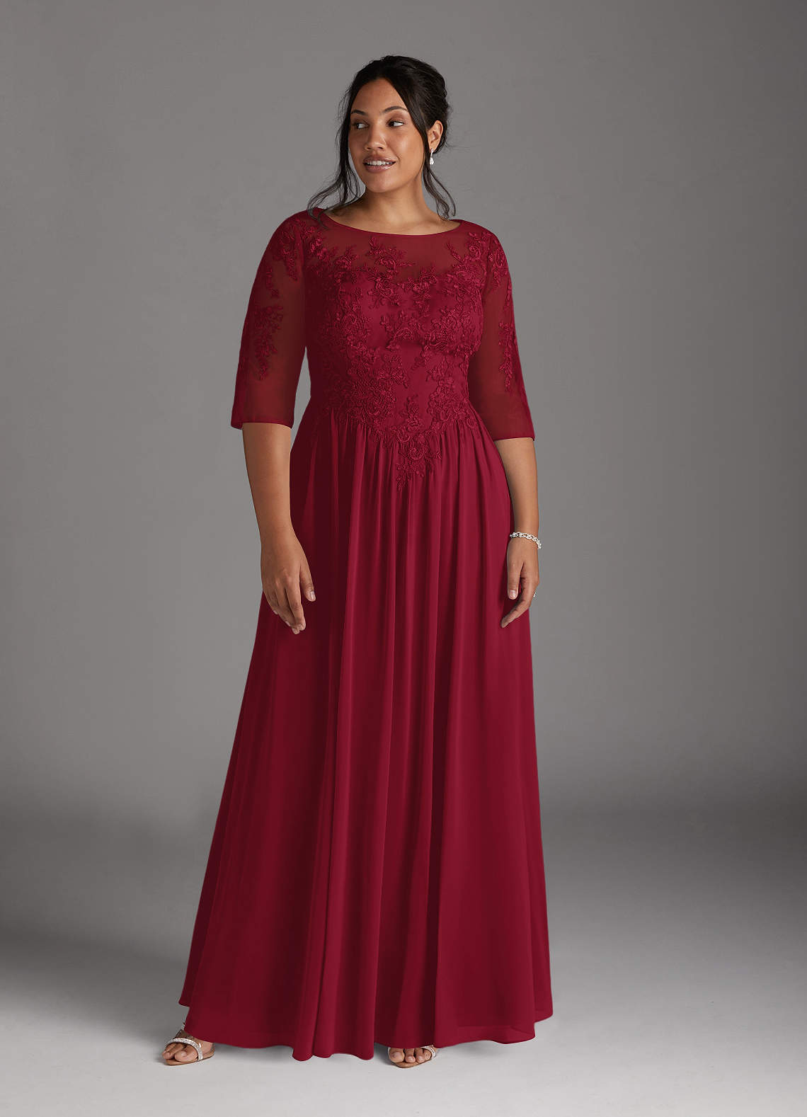Azazie Mirielle vestidos de madre de la novia Vestido de Borgoña de Gasa de Corte En A con Encaje Scoop image8