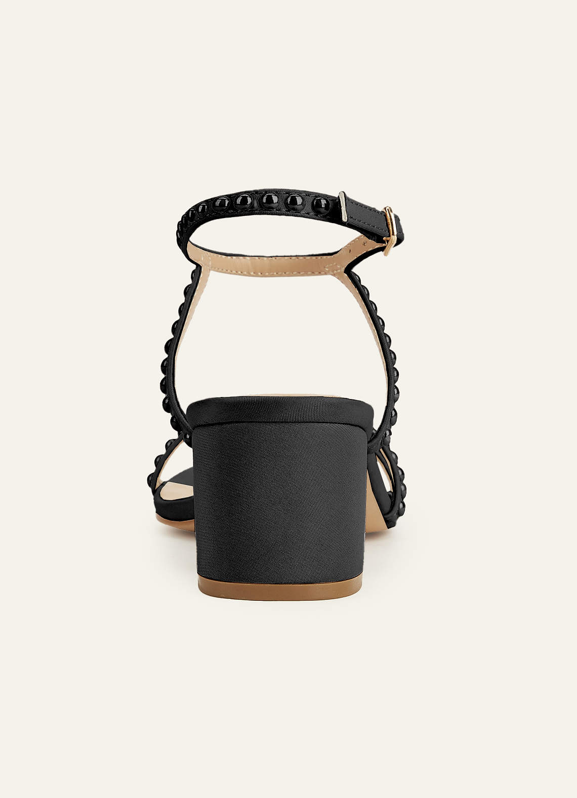 front Matchande färg metalliska satinpärlprydda fyrkantiga tåblockklackar