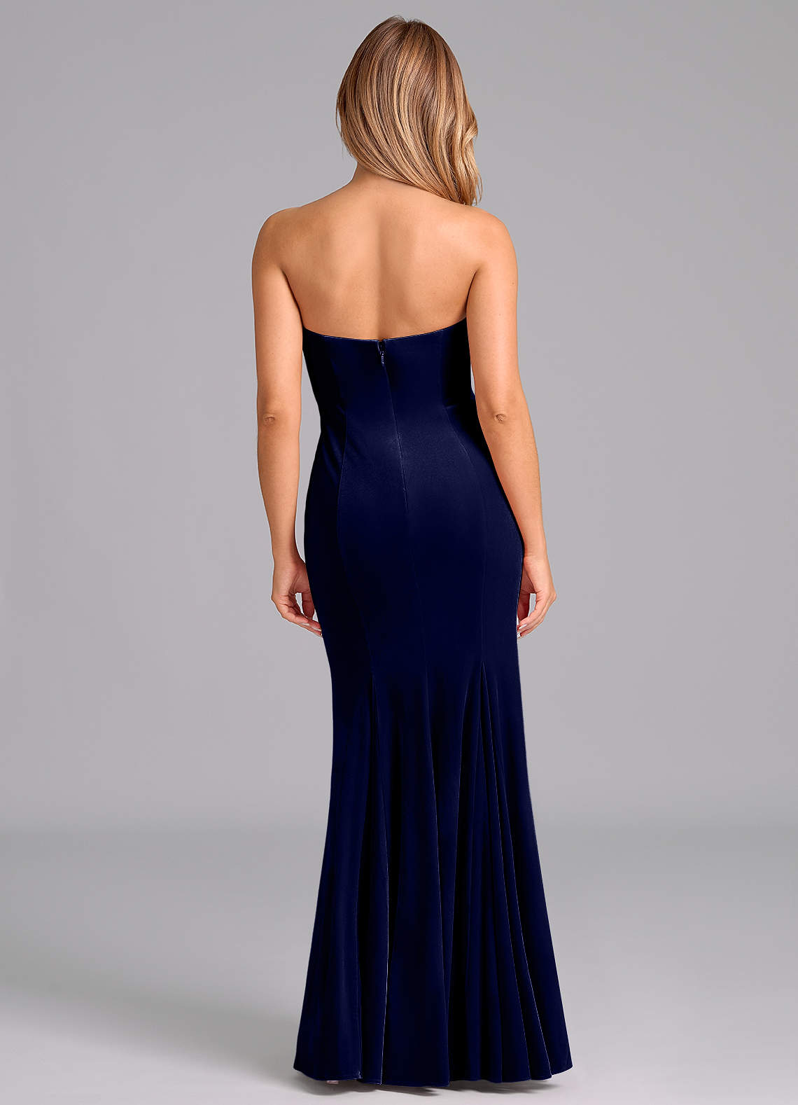 Azazie Yinnie Vestidos de madrinha de casamento Vestir Azul Marinho de Veludo de sereia com Sem alças image5
