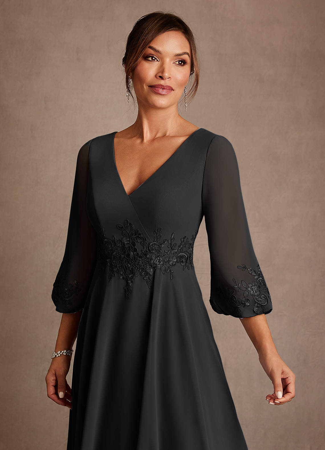 Azazie Ana Vestidos para mãe da noiva Vestido Preto de Chiffon de Linha A com Renda image4