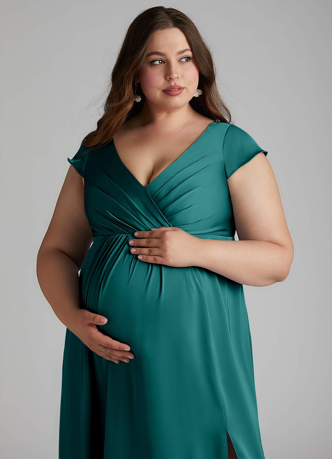 Azazie Allessia Probar vestidos en casa Vestido de Corte en A Plisado Hasta el suelo Satén Elástico image11