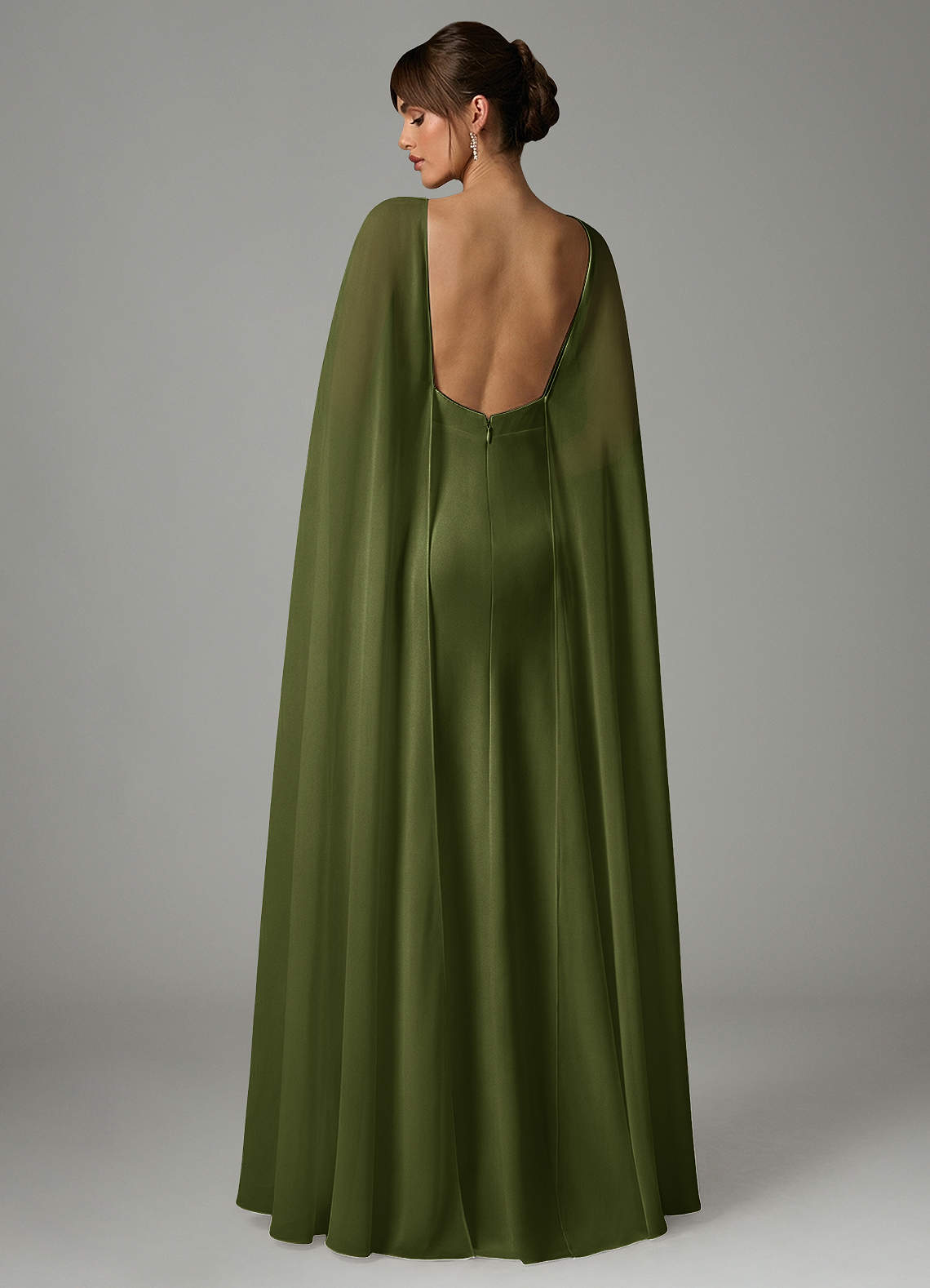 Azazie Stefania Robes de demoiselle d'honneur Robe Trapèze en Satin extensible Olive image3