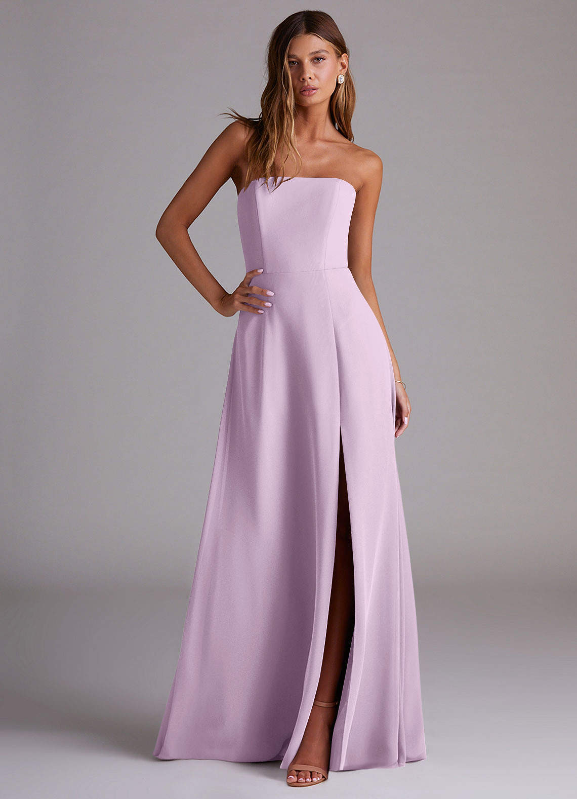 Azazie Wren Robes de demoiselle d'honneur Robe Trapèze Convertible en Mousseline de soie Fente Latérale Frostiges Flieder image2