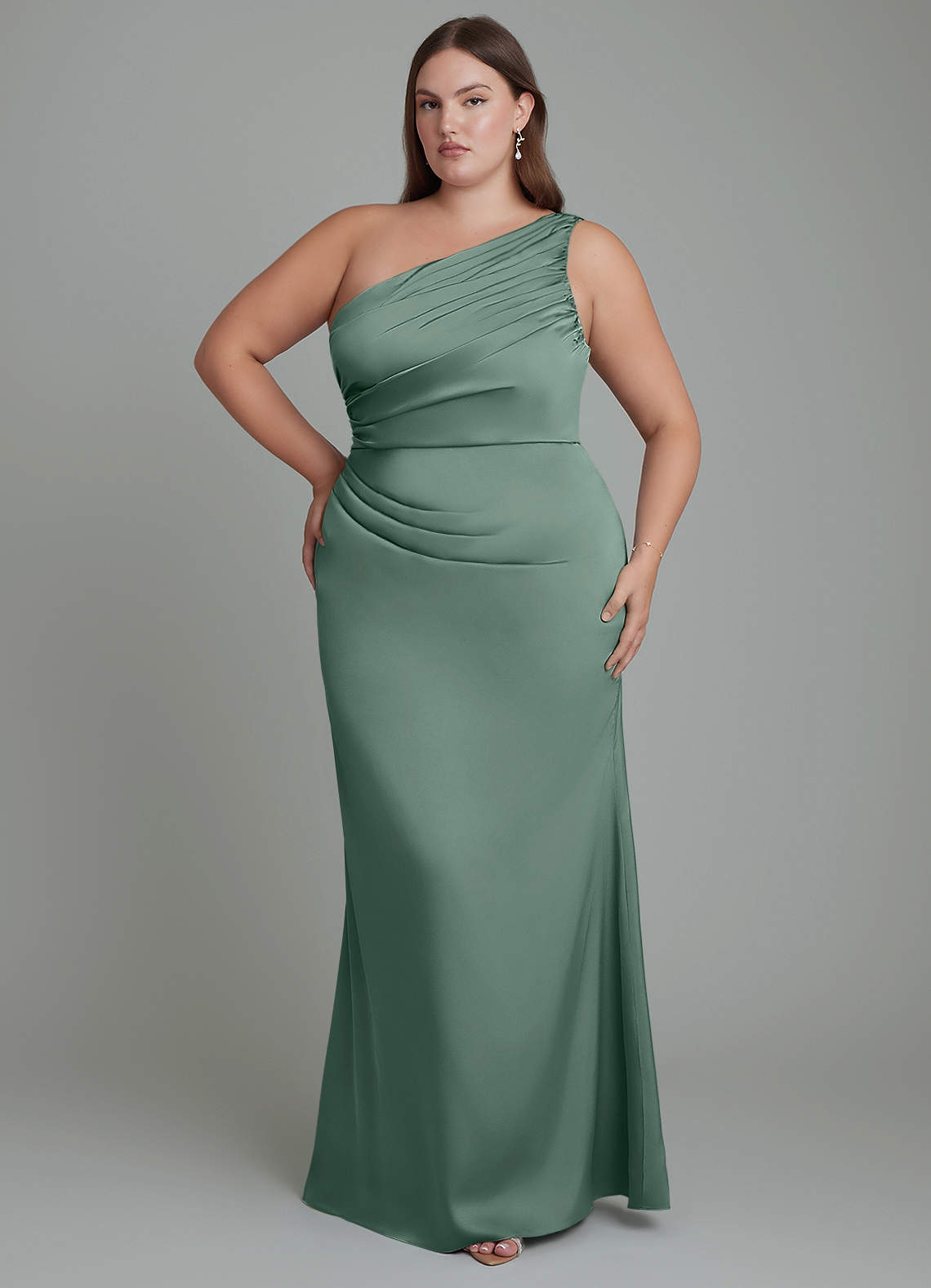 Azazie Akilah Jurken voor bruidsmeisjes Jurk van Stretch Satijn met Zeemeermin One-shoulder Eucalyptus image1