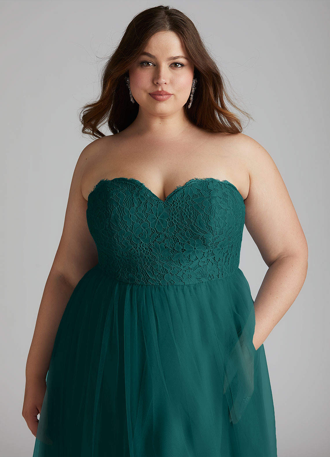 Azazie Roni Robes de demoiselle d'honneur Robe Trapèze Convertible en Tulle Encolure en Forme de Cœur Paon image10