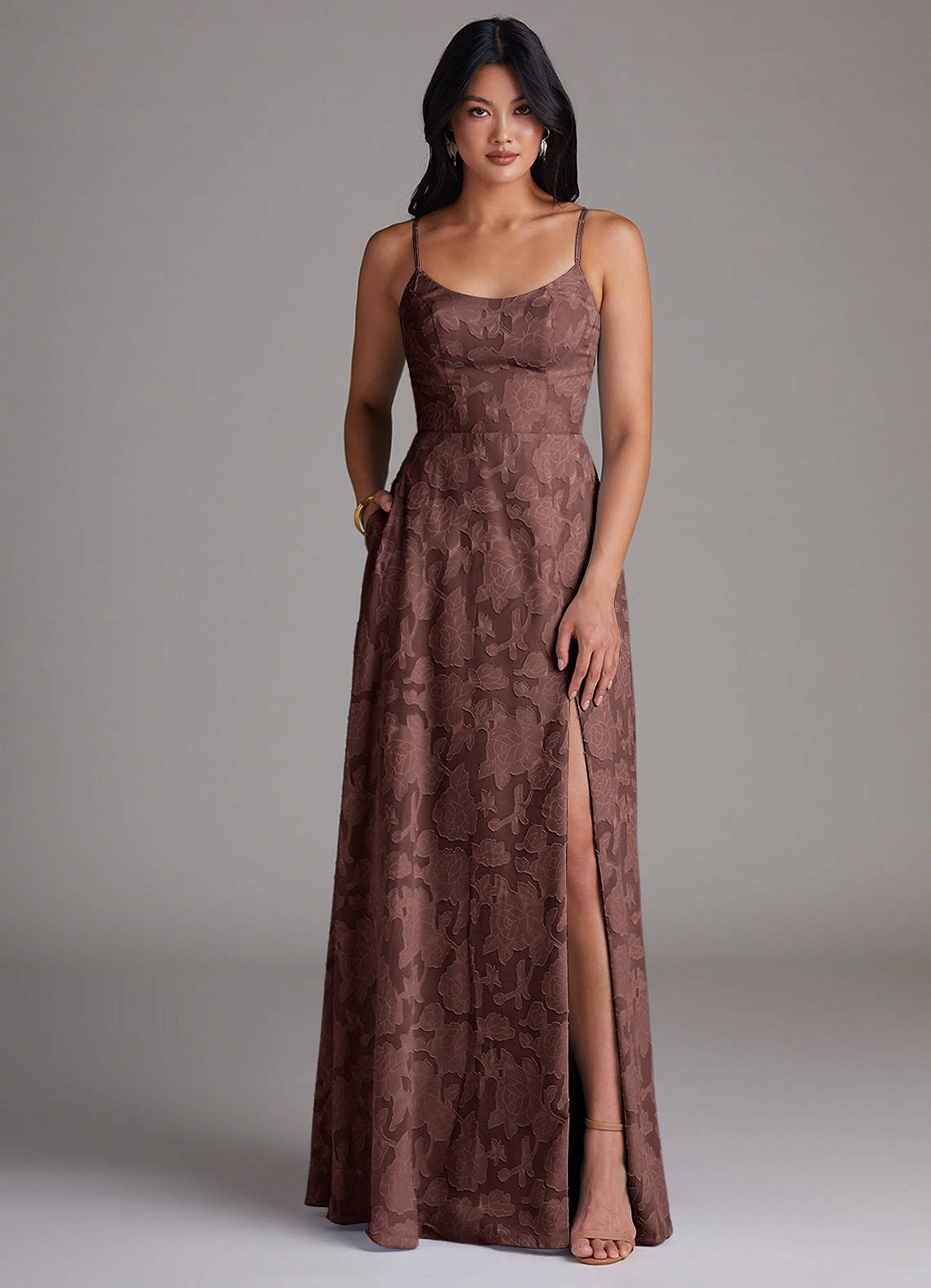 Azazie Moira Suknie dla druhen Linia A Rozcięcie z boku Kwiatowe wypalenie Do ziemi Sukienka image1