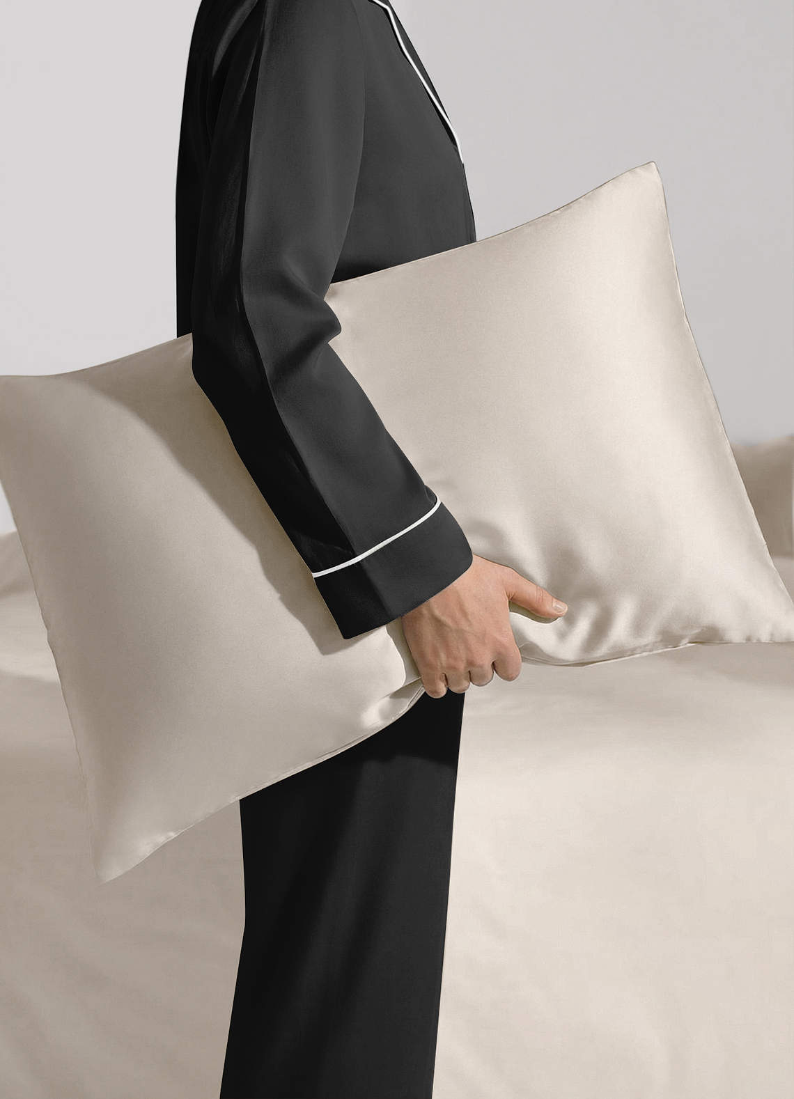 front 100% Washable Silk Pillowcase