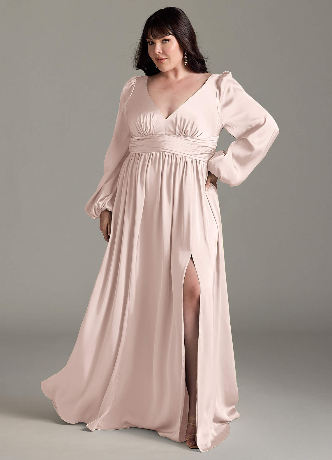 Azazie Norah Robes de demoiselle d'honneur Robe Trapèze en Satin extensible Rose Pâle image1