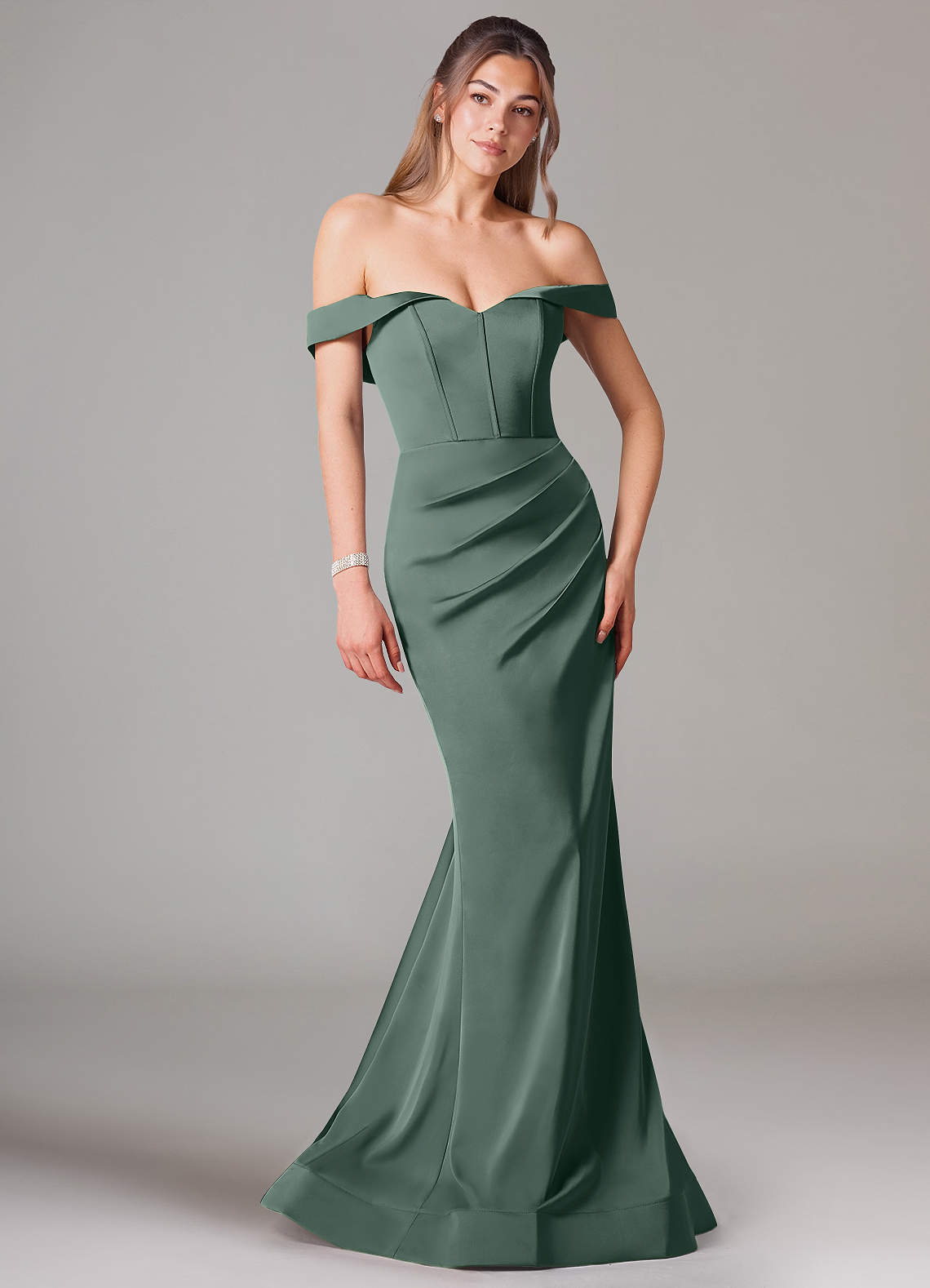 Azazie Everly Brautjungfernkleider Wandelbar Meerjungfrau-Linie Schulterfrei Stretch-Satin Kleid Seemoos image1
