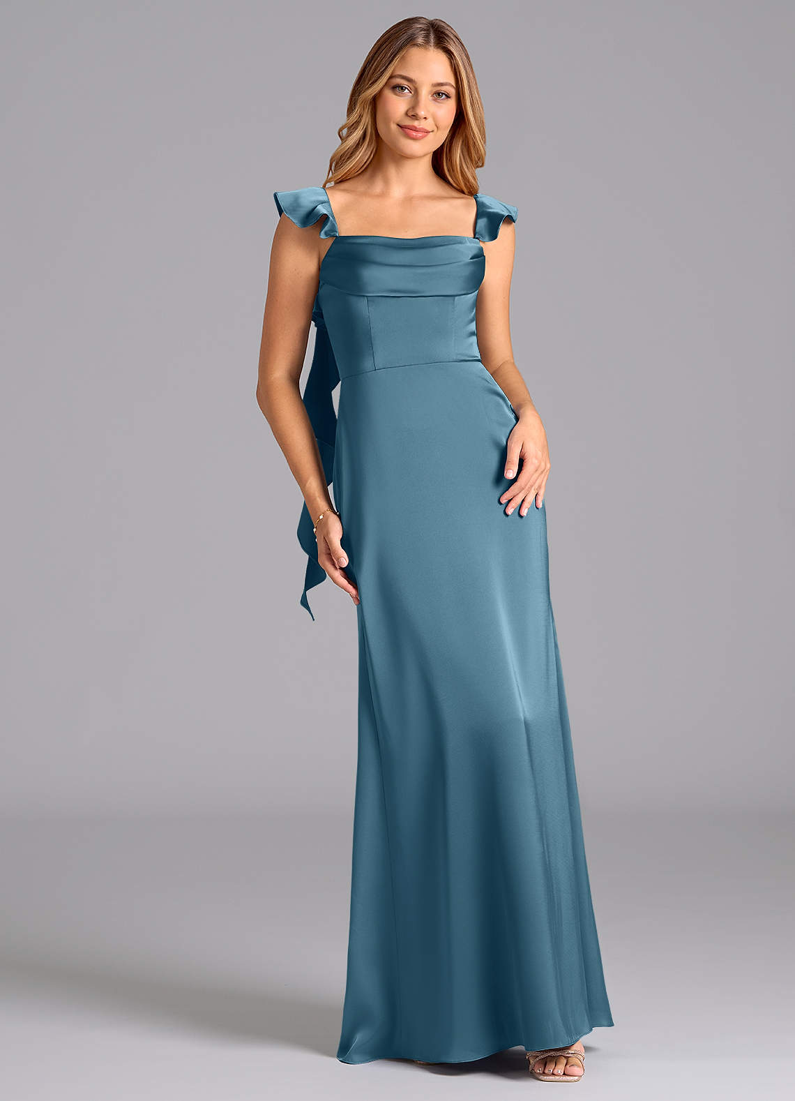 Azazie Adi Robes de demoiselle d'honneur Robe Trapèze en Satin extensible Plissée Bermude image1