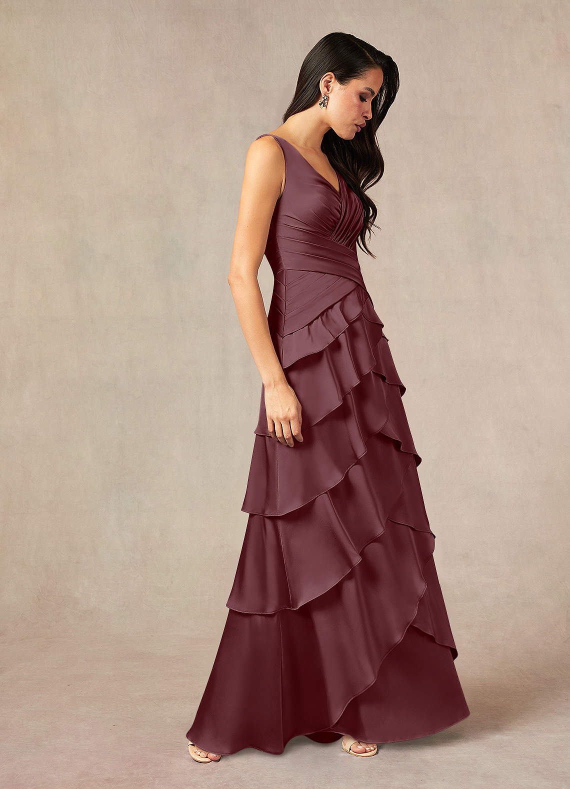 Azazie Viola vestidos de madre de la novia Vestido de Sangrado de Satén Elástico de Corte En A con Plisado image1