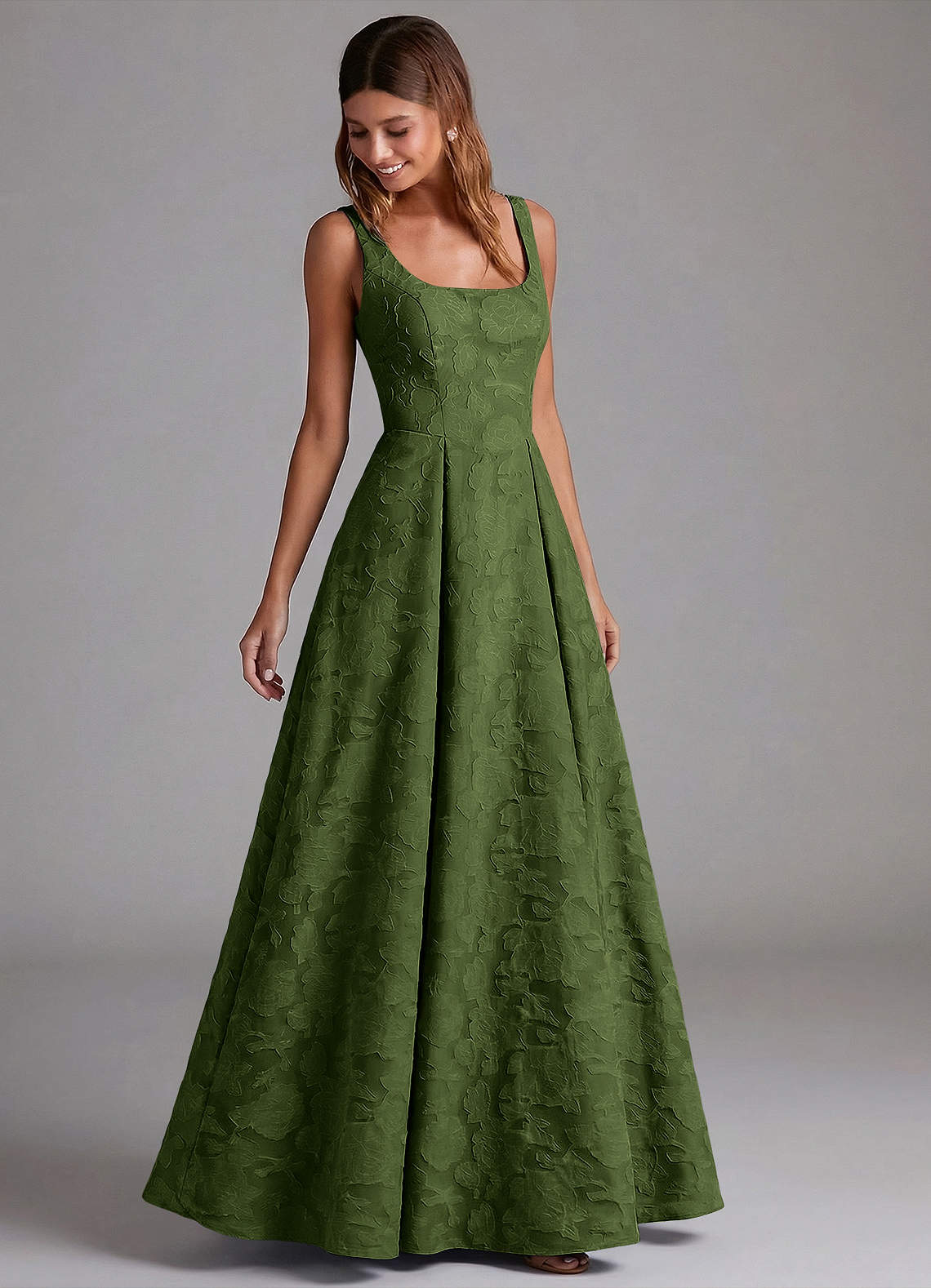 Azazie Amalie Vestidos de madrinha de casamento Vestido Oliva de Esgotamento Floral de Linha A com Plissado image4