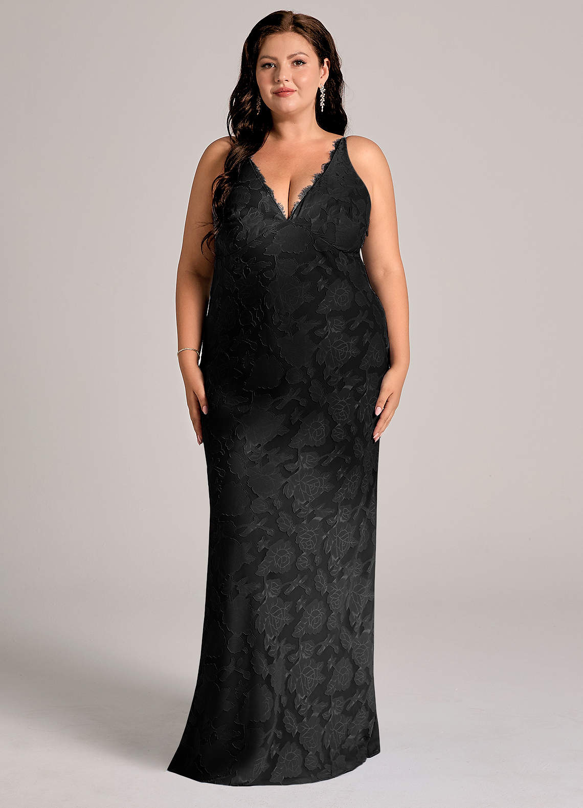 Azazie Tianna Abiti da Damigella Abito Tubino in Burnout Floreale Pizzo Nero image1