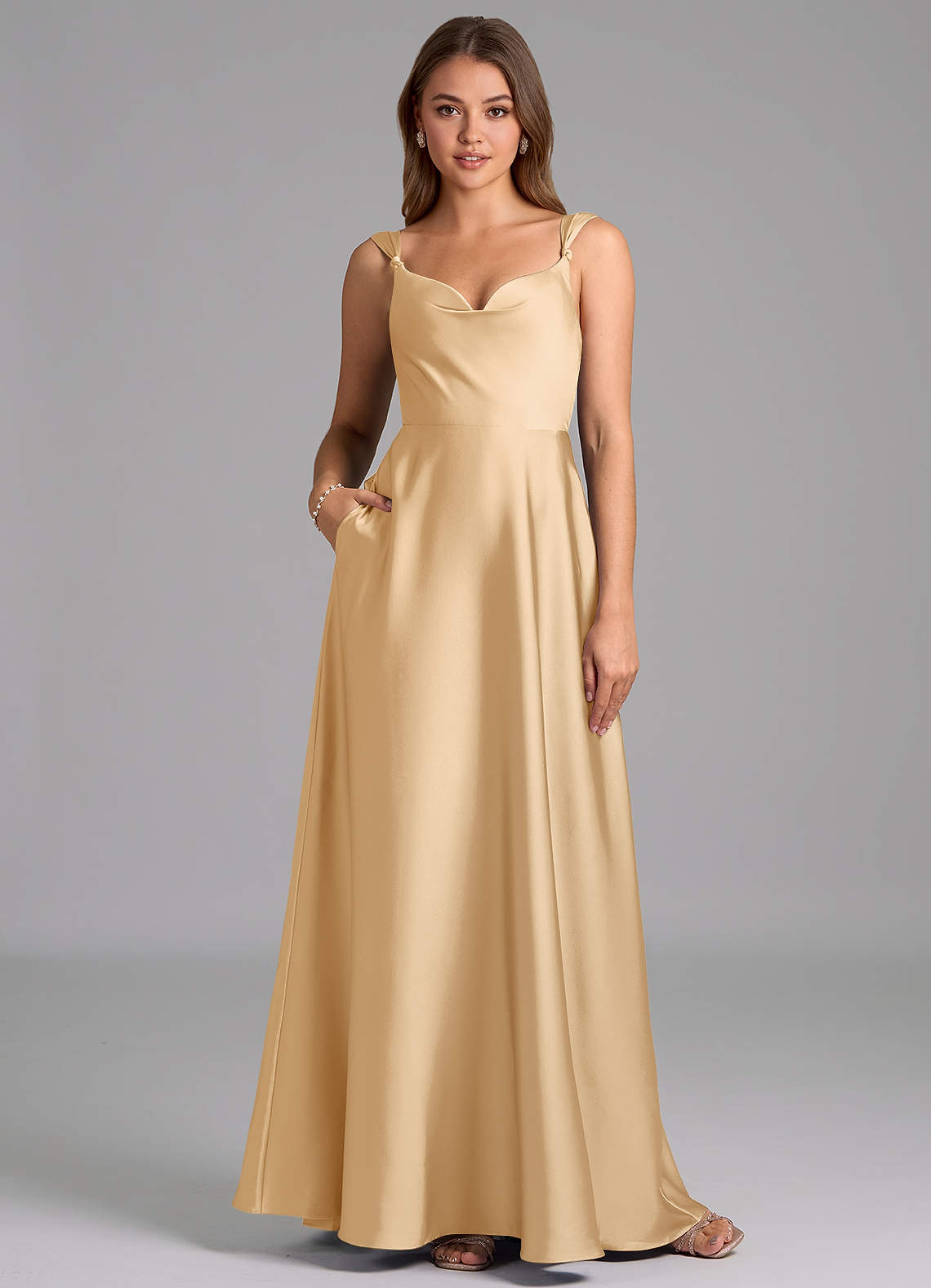 Azazie Beatrice 신부 들러리 드레스 A라인 스윗하트 네크라인 스트레치 새틴 바닥 길이 드레스 image1