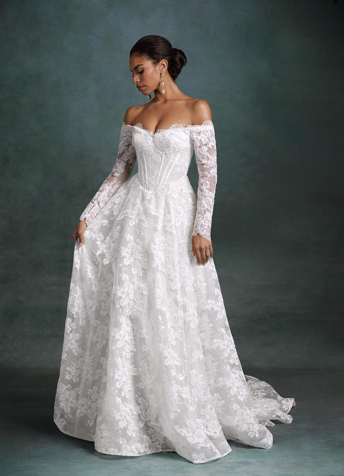 Azazie Skylar Wedding Dresses Diamond White A-Line Sweetheart Neckline Lace Dress image2