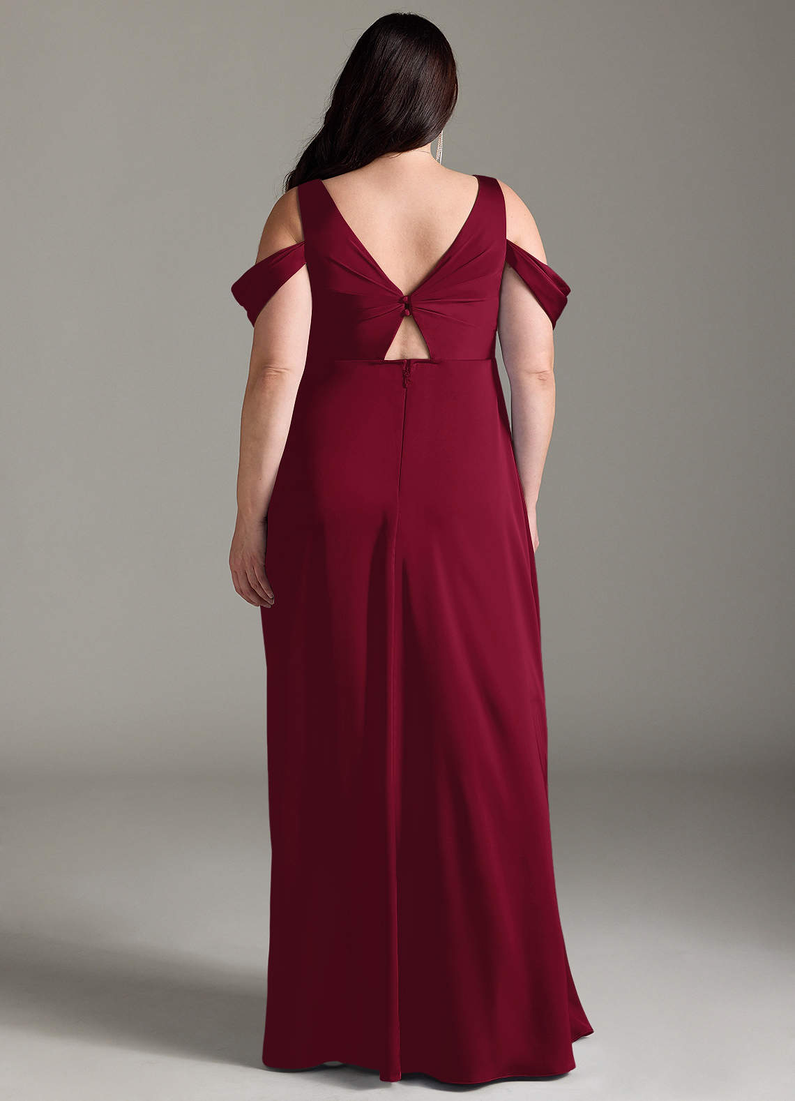 Azazie Rhea vestidos de dama de honor de maternidad Vestido de Corte En A Off The Shoulder Plisado Hasta el suelo Satén Elástico image8