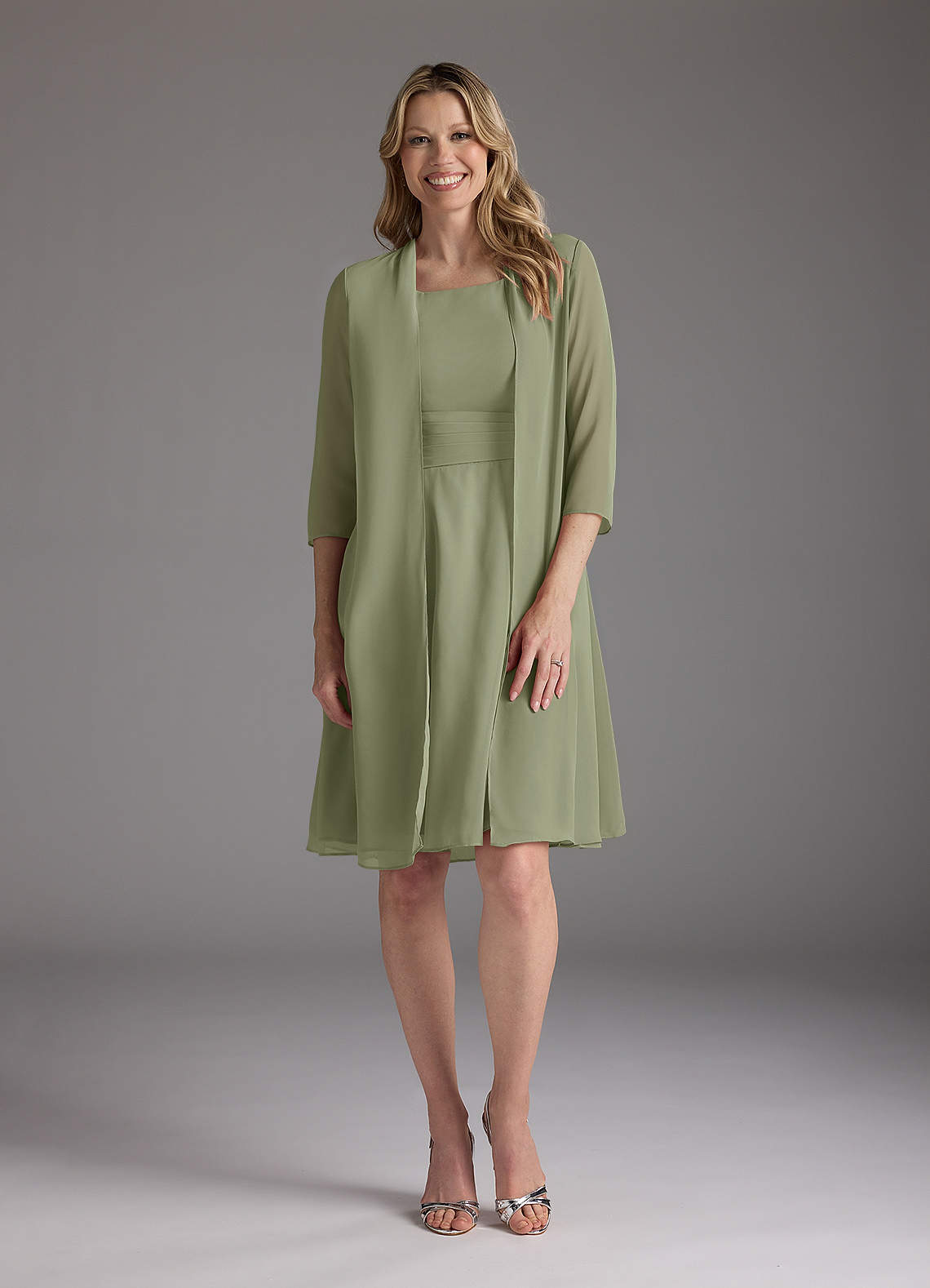 Azazie Shirley Mère de la mariée Robes Robe Trapèze en Mousseline de soie Plissé Scoop Pistache image1