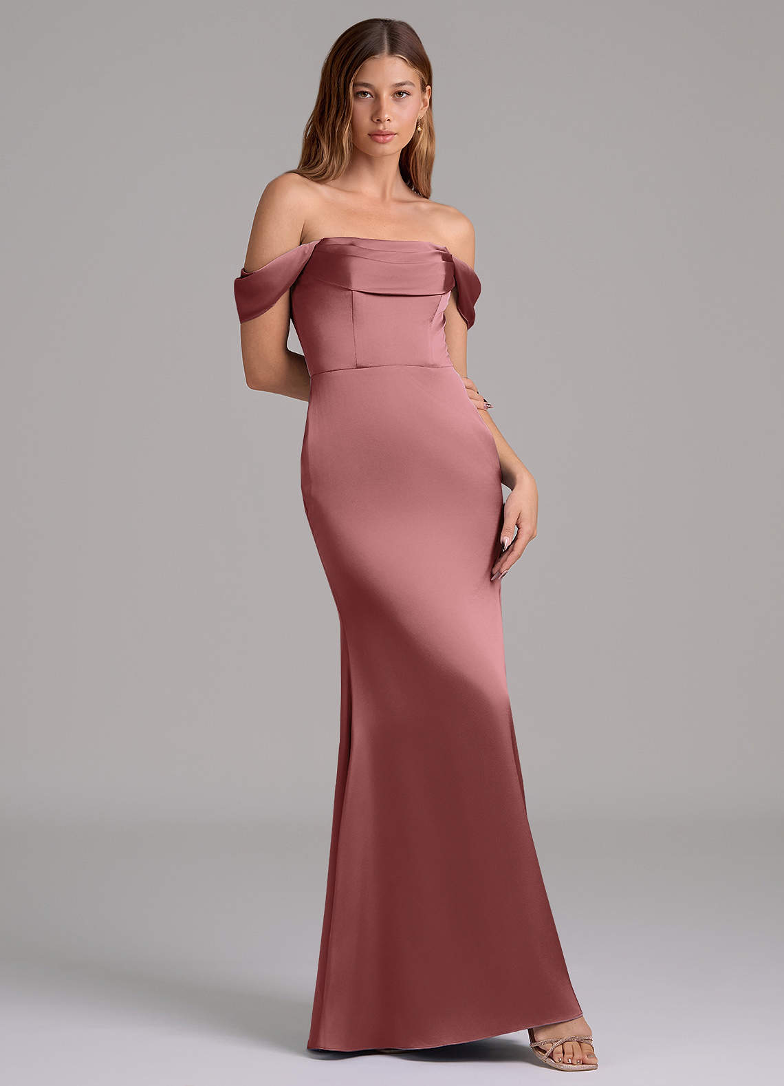 Azazie Miley 신부 들러리 드레스 인어 오프 더 숄더 스트레치 새틴 바닥 길이 드레스 image1