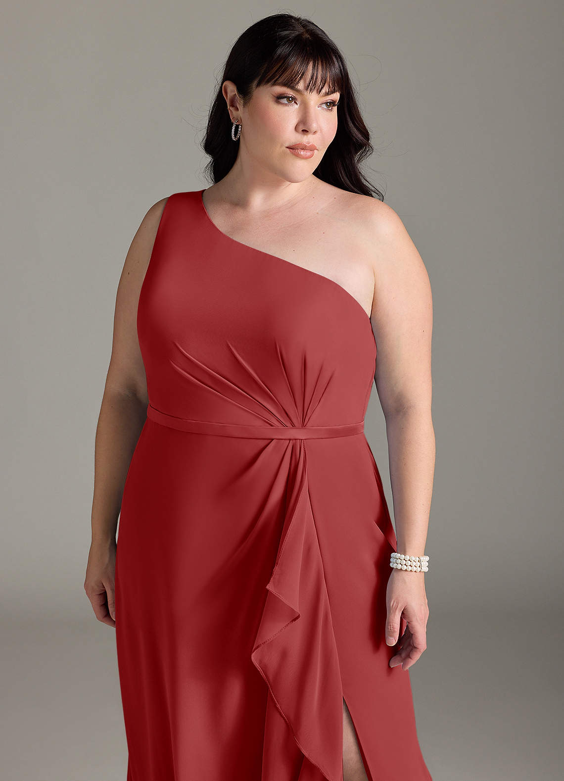 Azazie Liza Essayer des robes à la maison Robe Sirène en Mousseline de soie Une épaule Agave image9