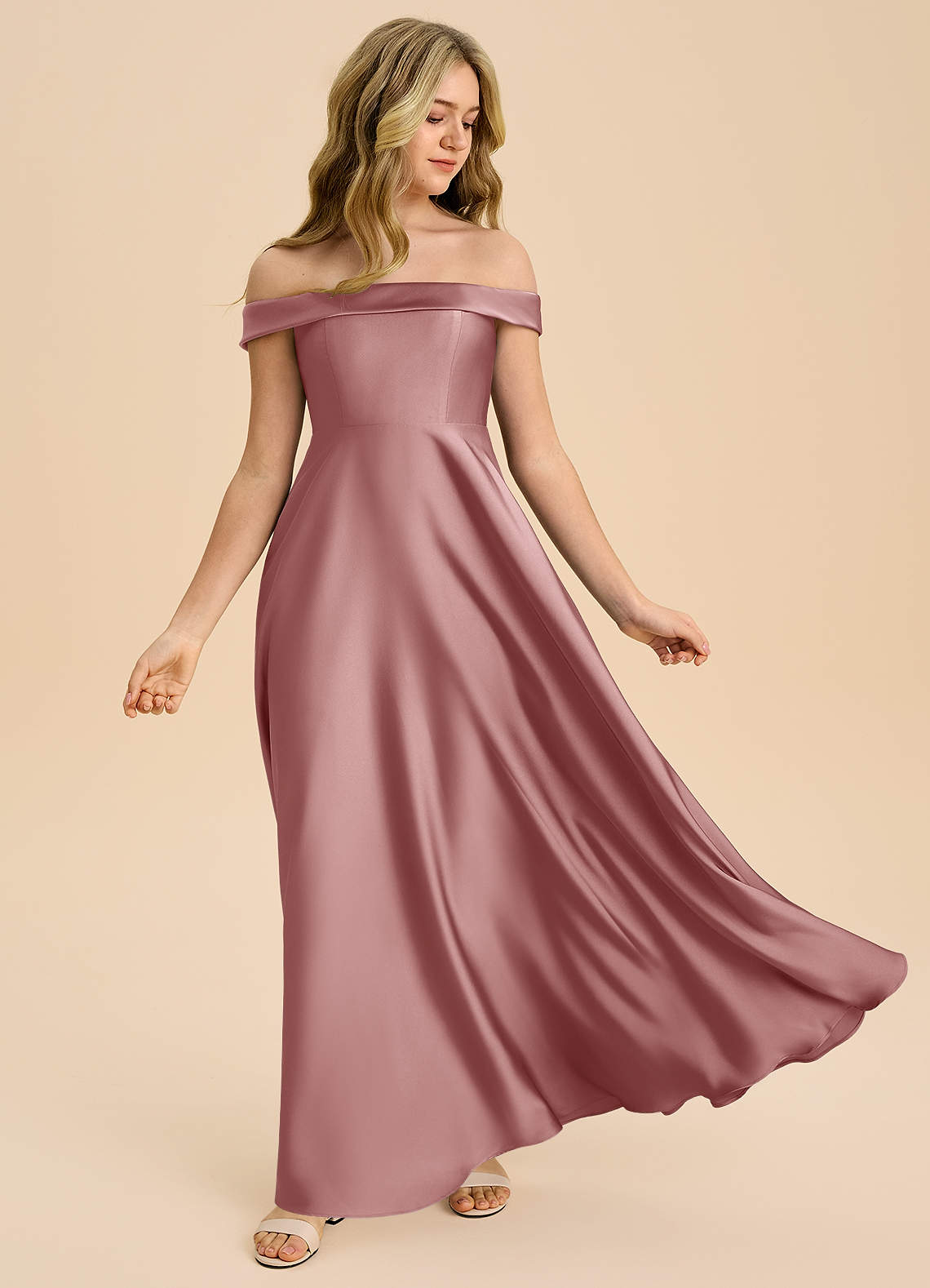 Azazie Sissy Junior Klä av A-Line i Stretch Satin Av axeln image4