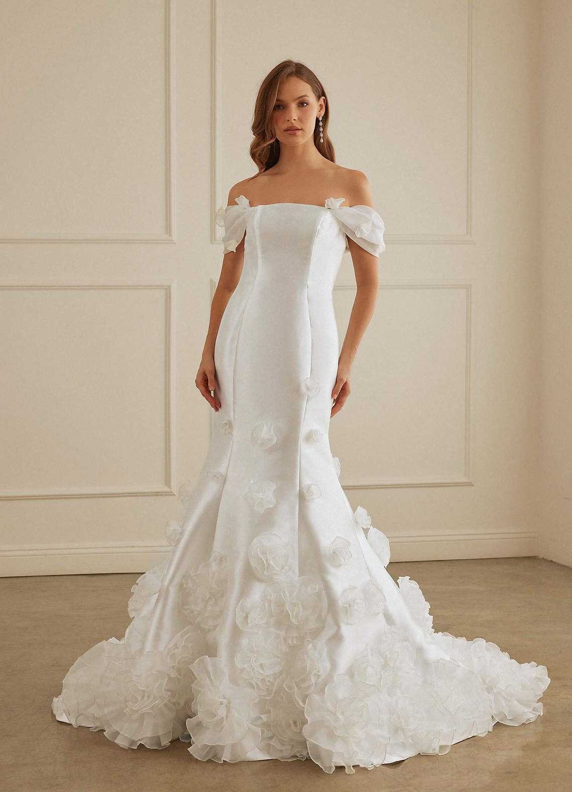 Christian Siriano Bridal for Azazie 2012 Diamond White Mermaid Off the  Shoulder Mikado Dress Ready to Ship | Azazie, image size:1140x1578