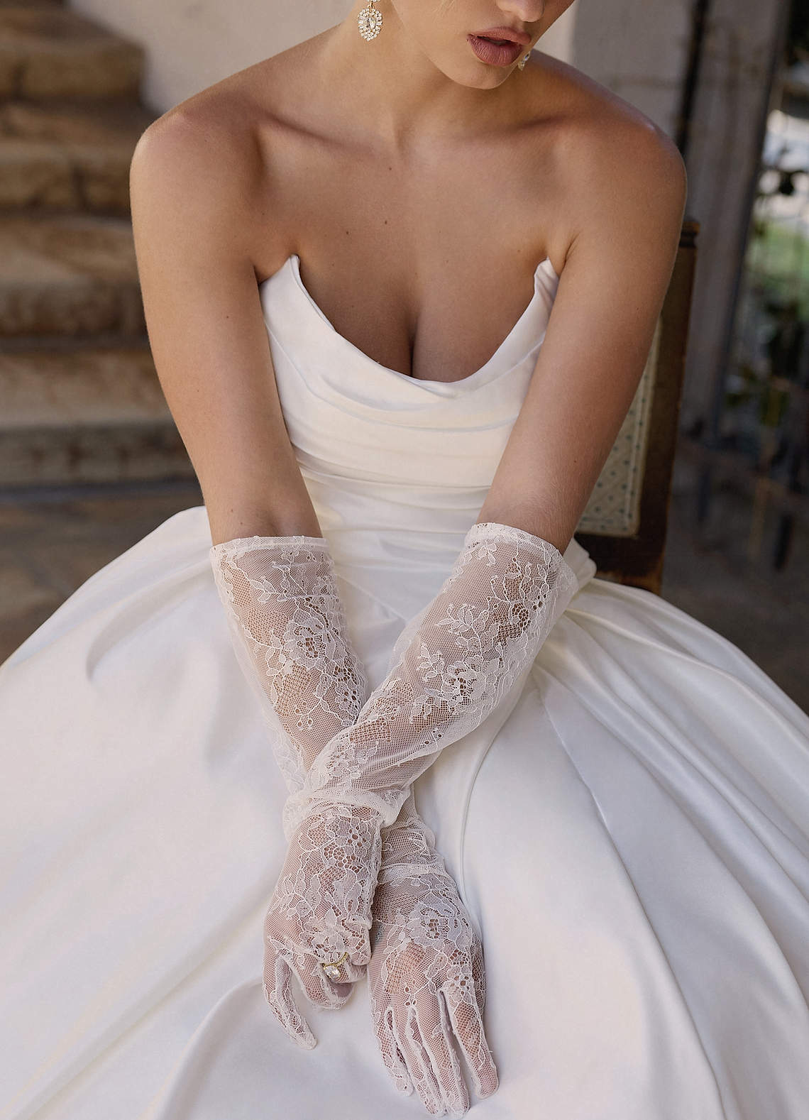 front Chantilly Lace Opera Gloves