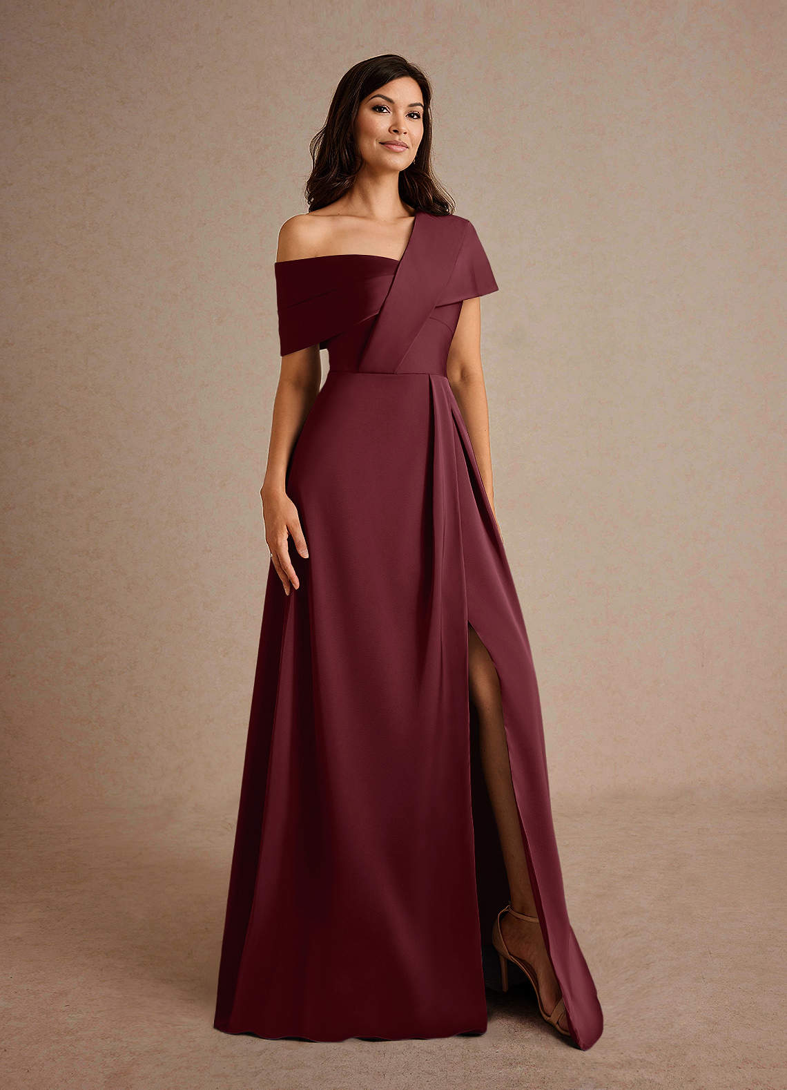 Azazie Milton Abiti per la Madre della Sposa Abito A-Line in Raso Elasticizzato Plissettato Cabernet image7