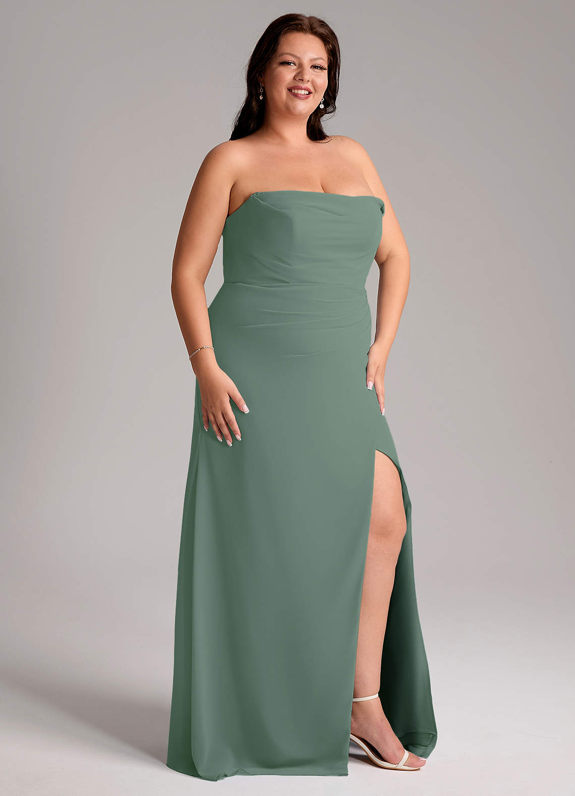 Azazie Leonis Vestidos de madrinha de casamento Vestido Eucalipto de Chiffon de Bainha com Sem alças image13