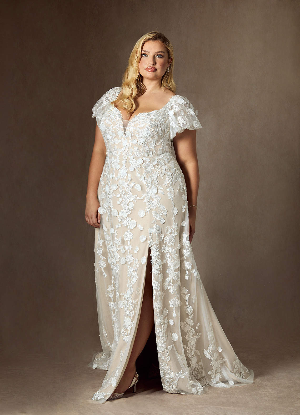 Azazie Vivienne Vestidos de novia Vestido de Blanco Diamante Champán de Encaje de Corte en A con Cariño image10