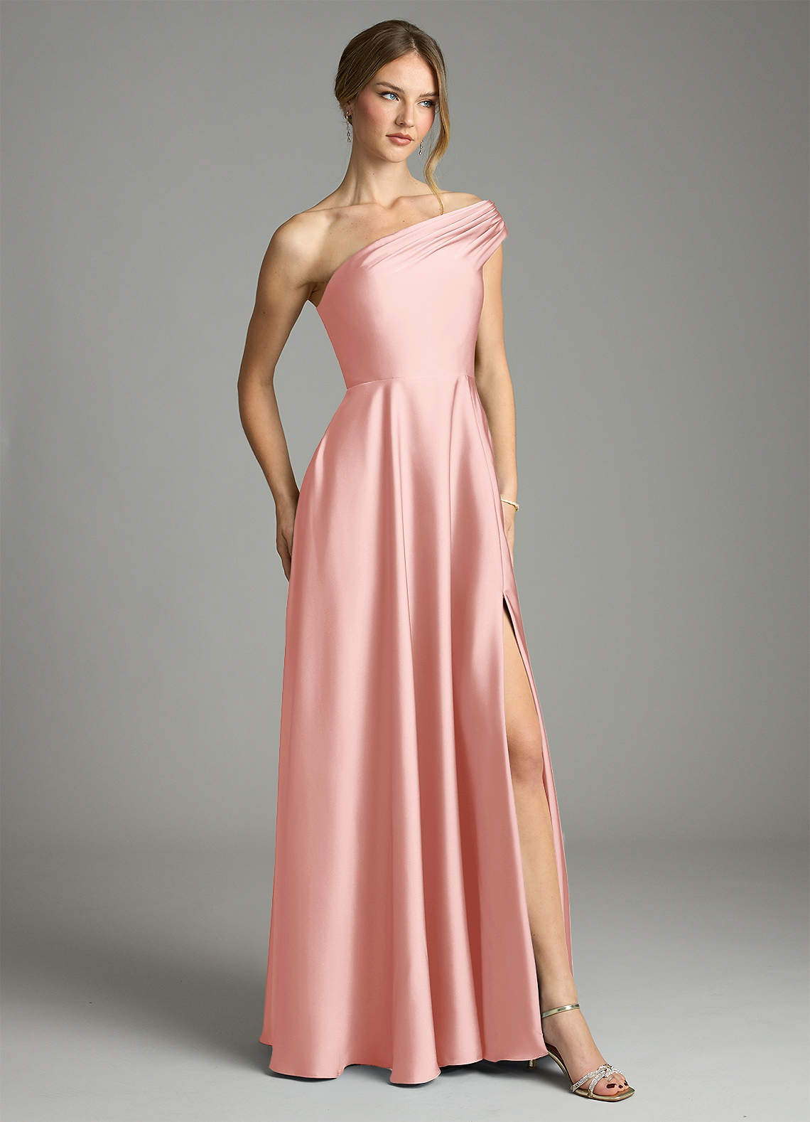 Azazie Melanie Vestidos de damas de honor Vestido de Rosa Empolvado de Satén Elástico de Línea A con Vestidos sin tirantes image4
